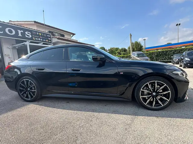 BMW 4 Series view 6