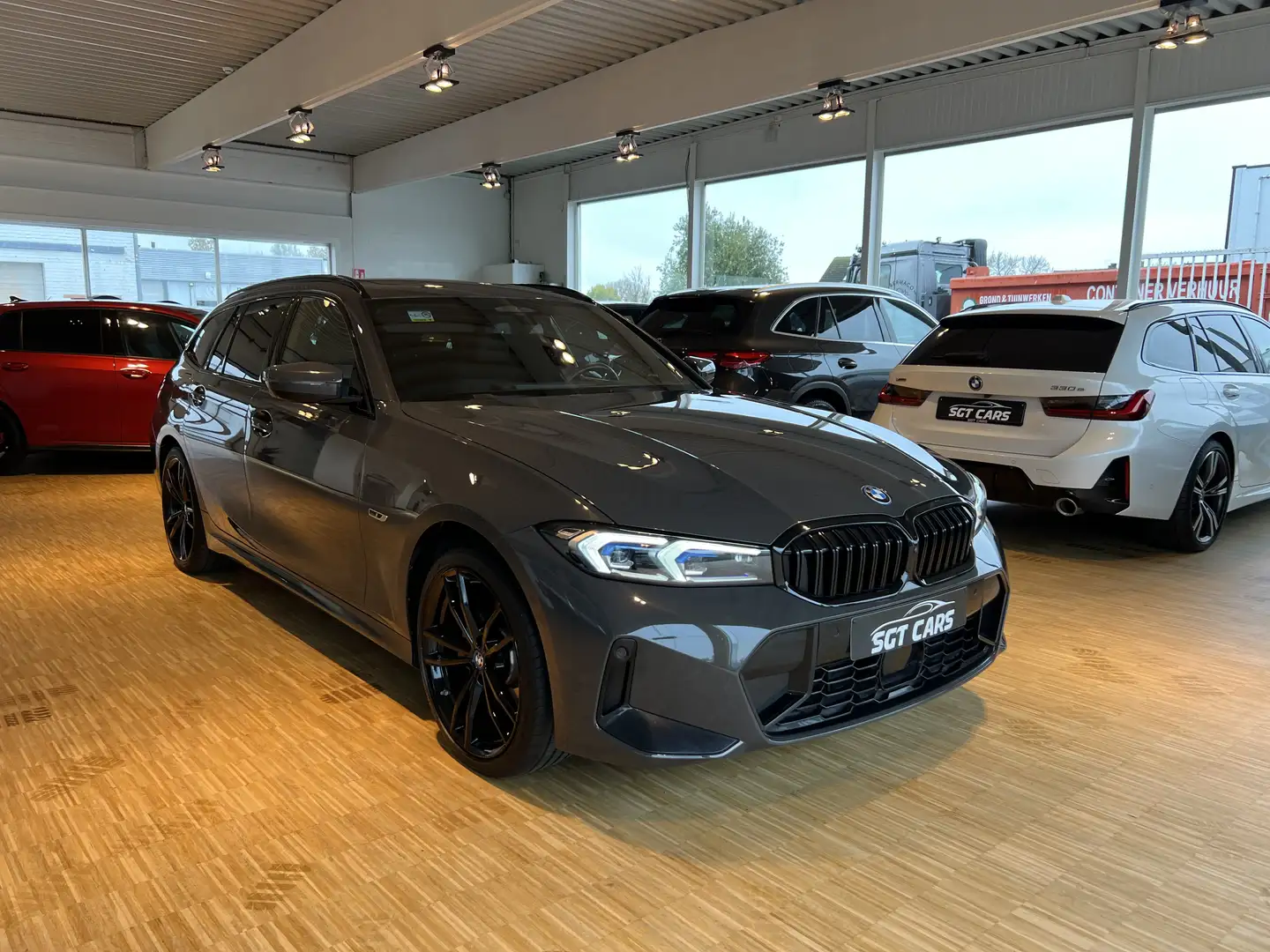 BMW 330 e Touring xDrive FULL FULL NP. 82.879,99 Gris - 1