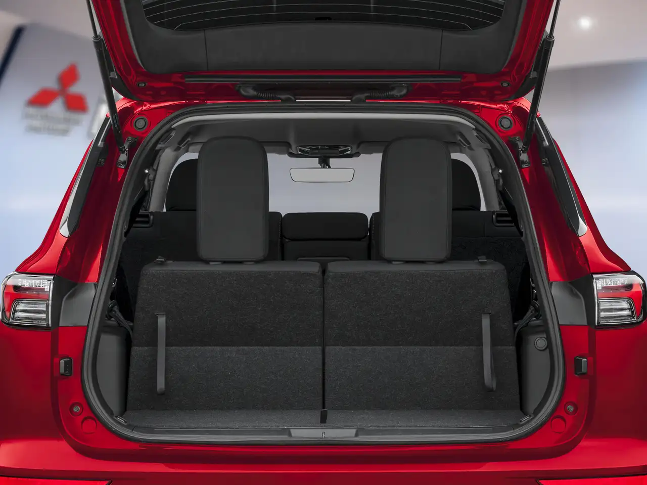 Mitsubishi Outlander снимка Mitsubishi Outlander