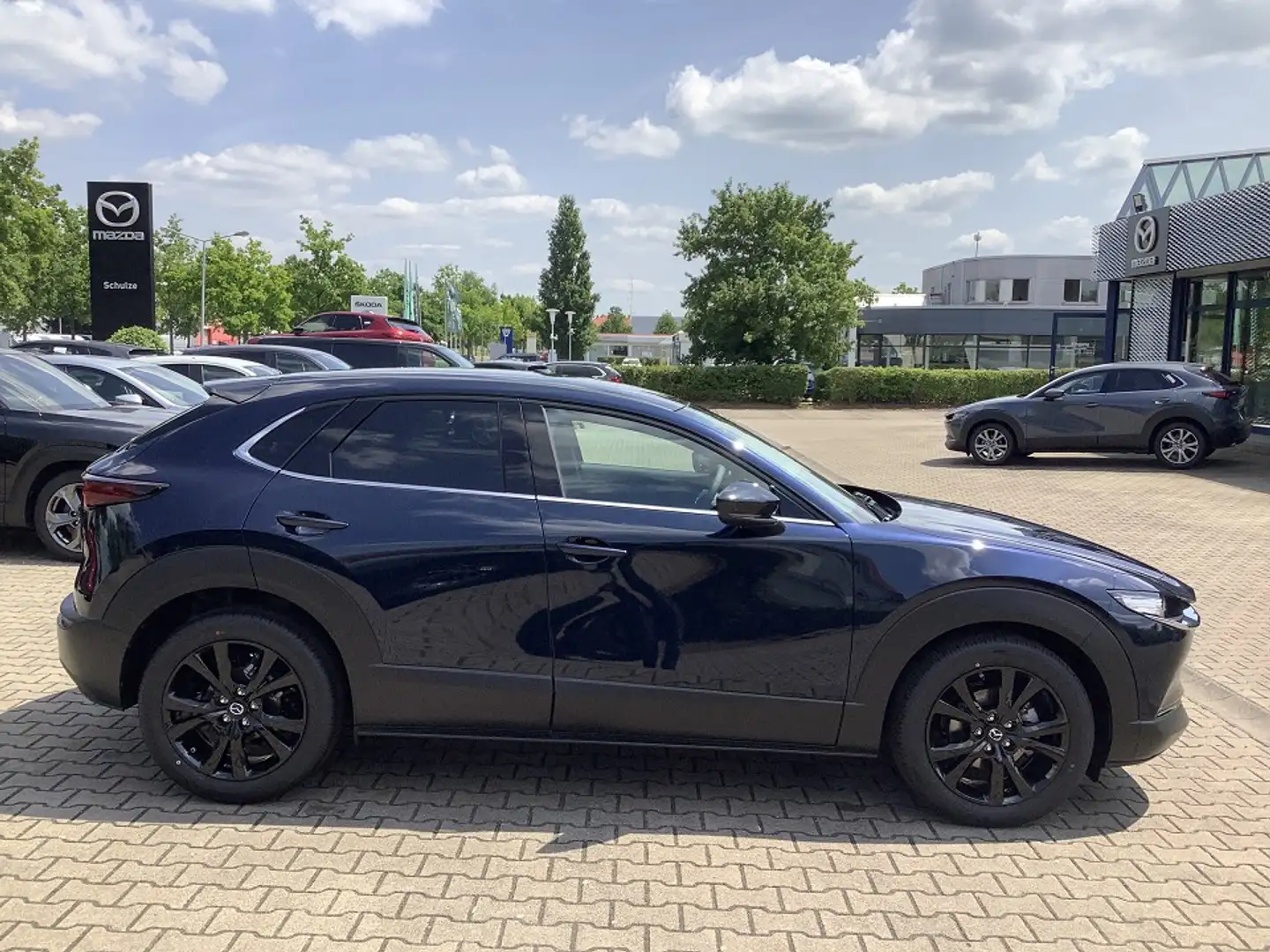 Mazda CX-30 2025 2.5L e-SKYACTIV G 140 Homura Blau - 2