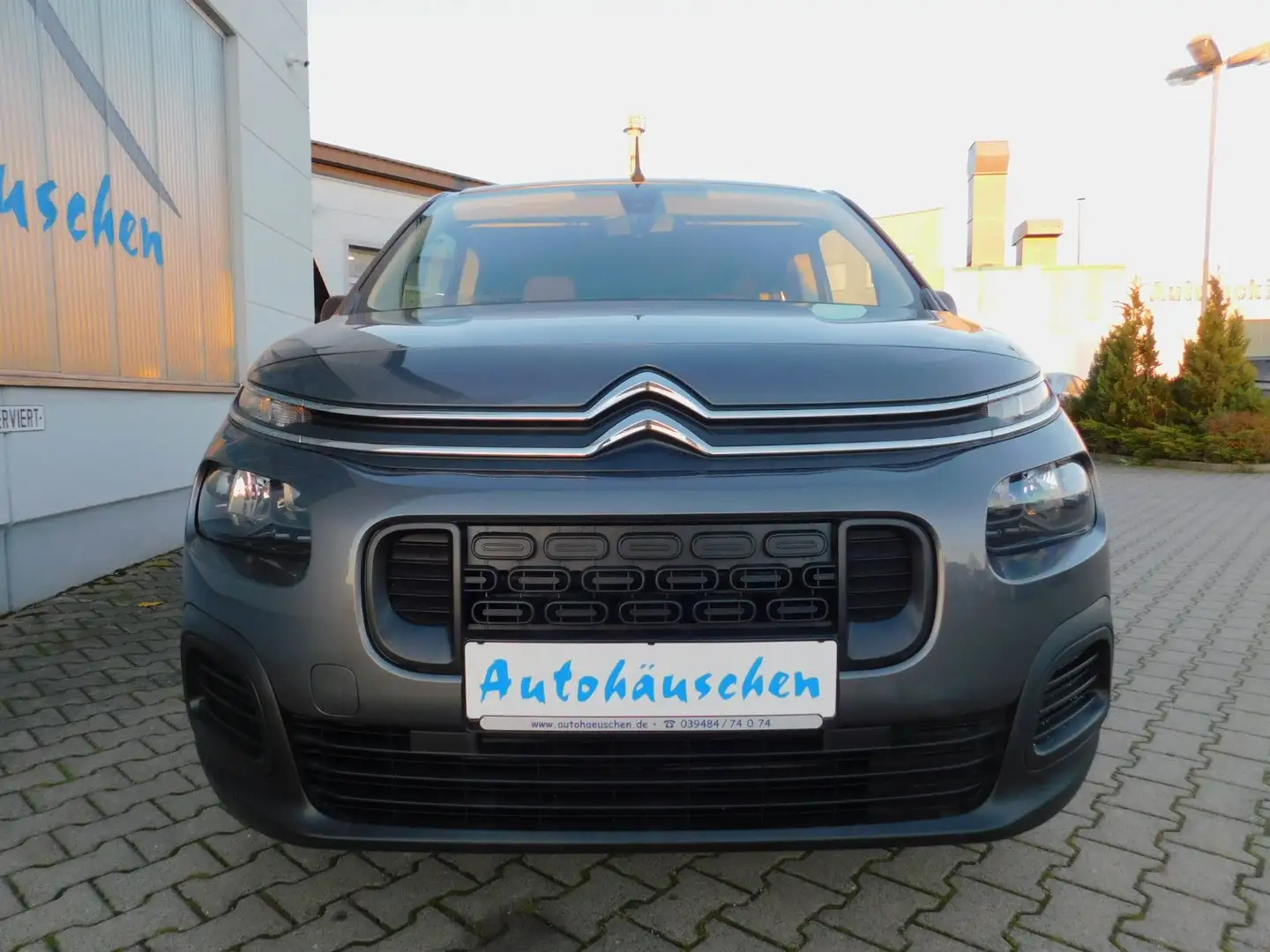 Citroen Berlingo Live M Blutooth/AHZ/Allwetter Grau - 2