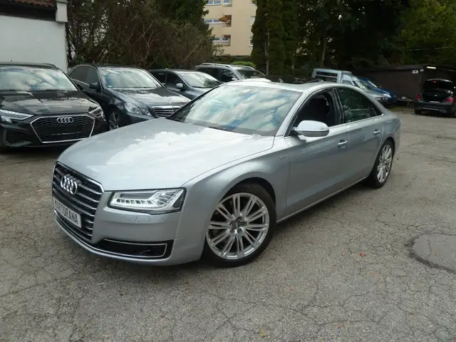 Audi A8 4.2 TDI clean diesel quattro