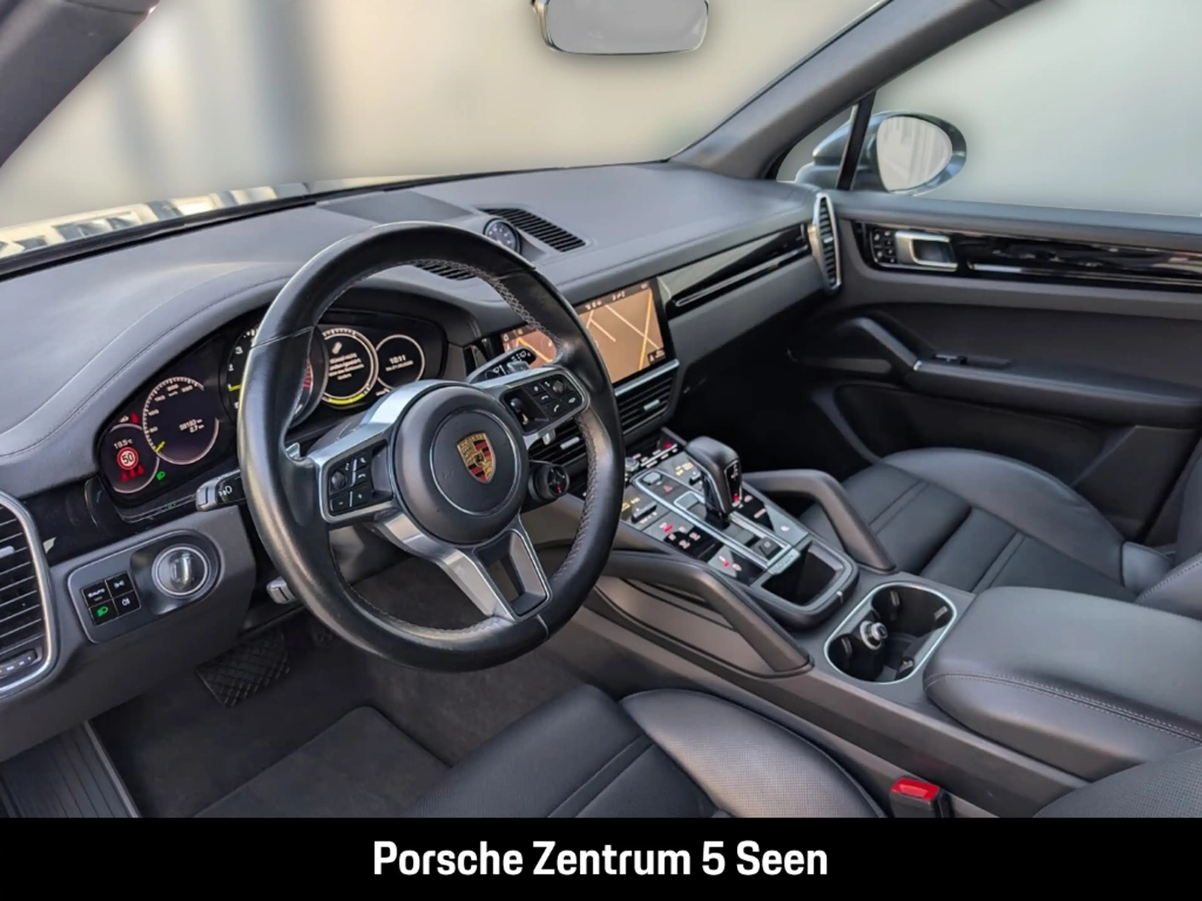 Porsche Cayenne E-Hybrid — photo 11