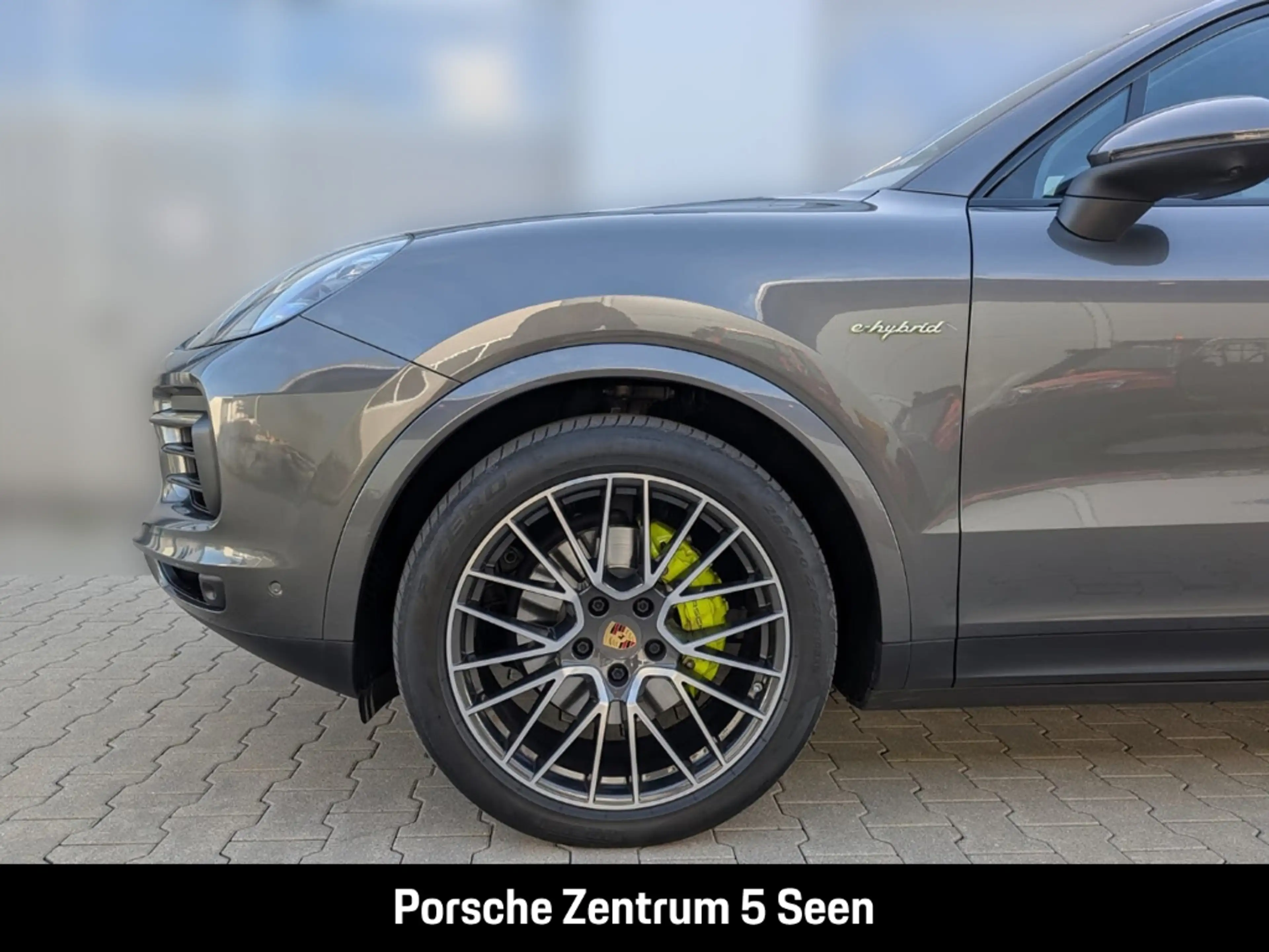 Porsche Cayenne E-Hybrid — photo 6