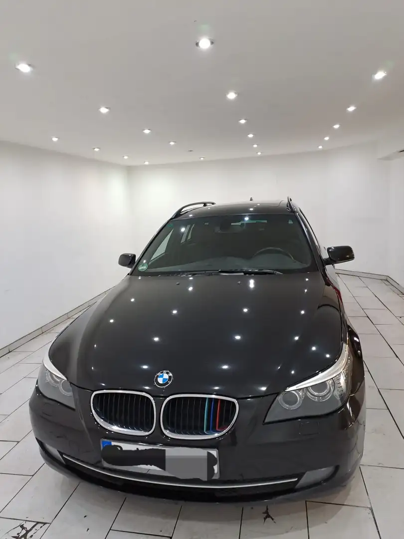 BMW 520 520d Touring Aut. Edition Exclusive - 1