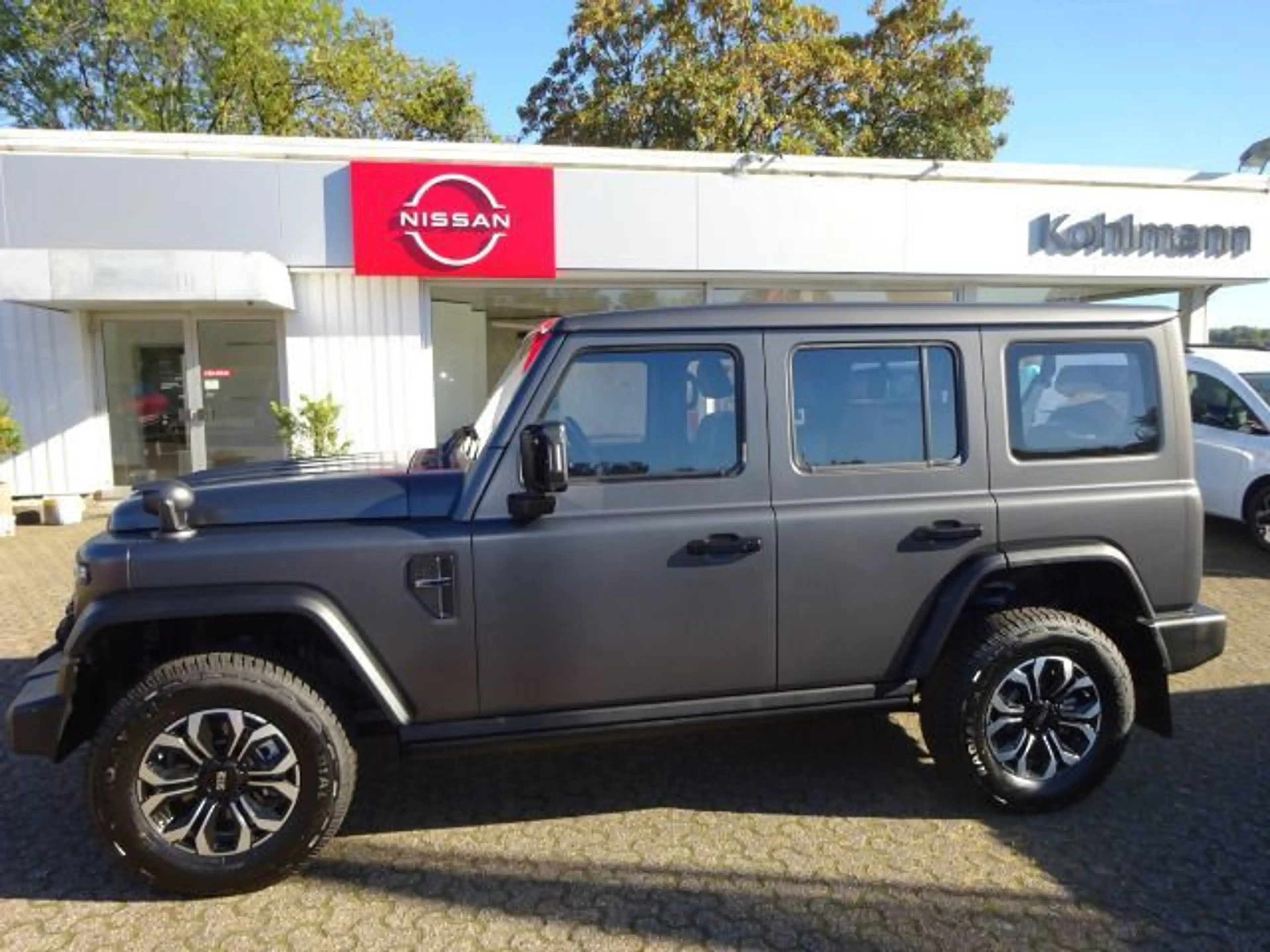 BAW 212 4x4 2.0D 360° All Terrain DiffSperre CarPlay — photo 8