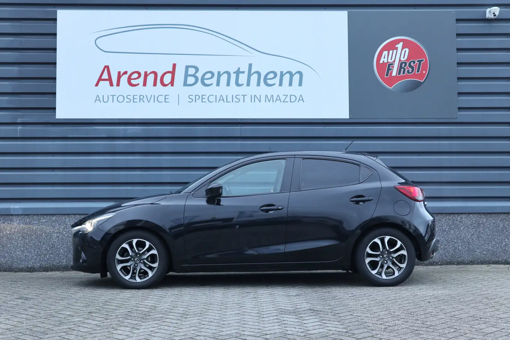 Mazda 2 1.5 Skyactiv-G GT-M 115 pk 6 versnellingen Zwart - 2