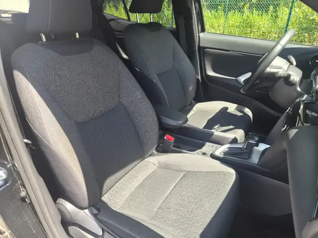 Toyota Yaris Cross view 13