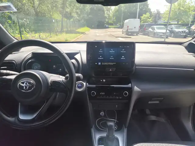 Toyota Yaris Cross view 15