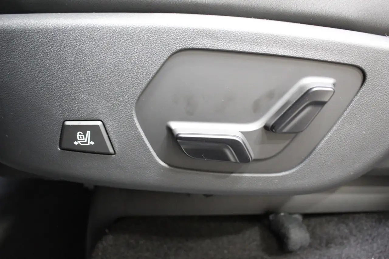 Hyundai SANTA FE photo Hyundai SANTA FE