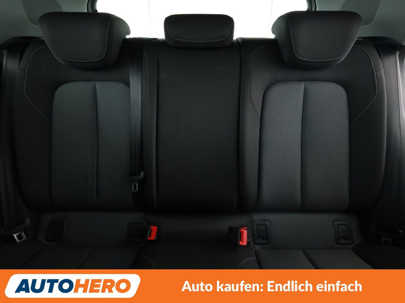 Audi Q2 35 TFSI Sport Aut.*NAVI*PDC*TEMPO* — photo 15