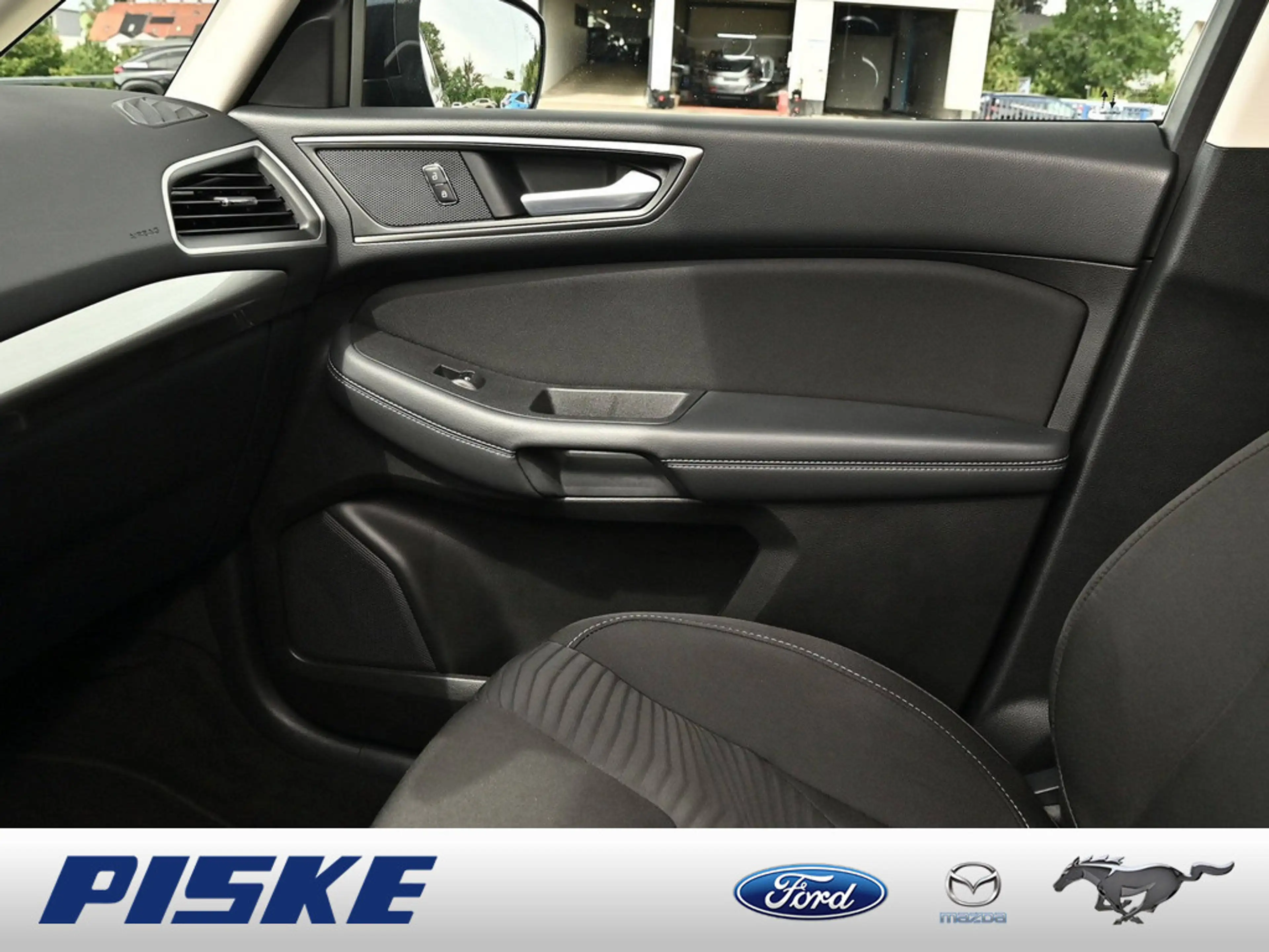 Ford S-Max Edition KAMERA NAVI AHK ACC FACEL. LED — photo 12