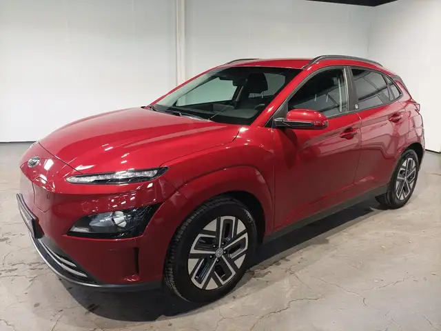 Hyundai Kona view 3