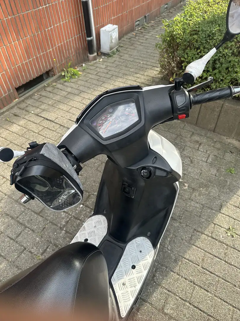 Peugeot Kisbee scooter classe b marche tres bien papier en regle - 2