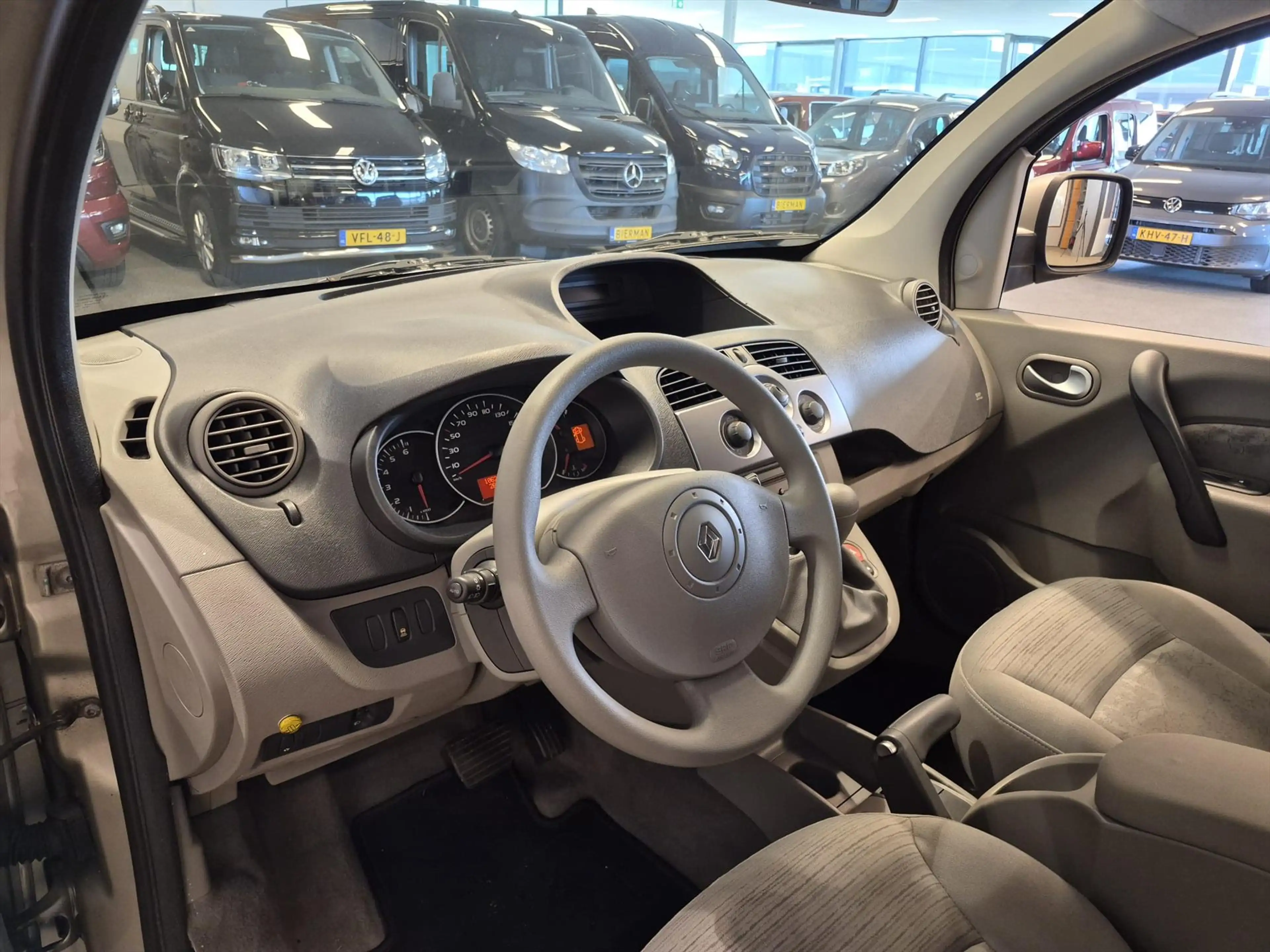 Renault Kangoo Rolstoelauto Automaat 4+1 — photo 20