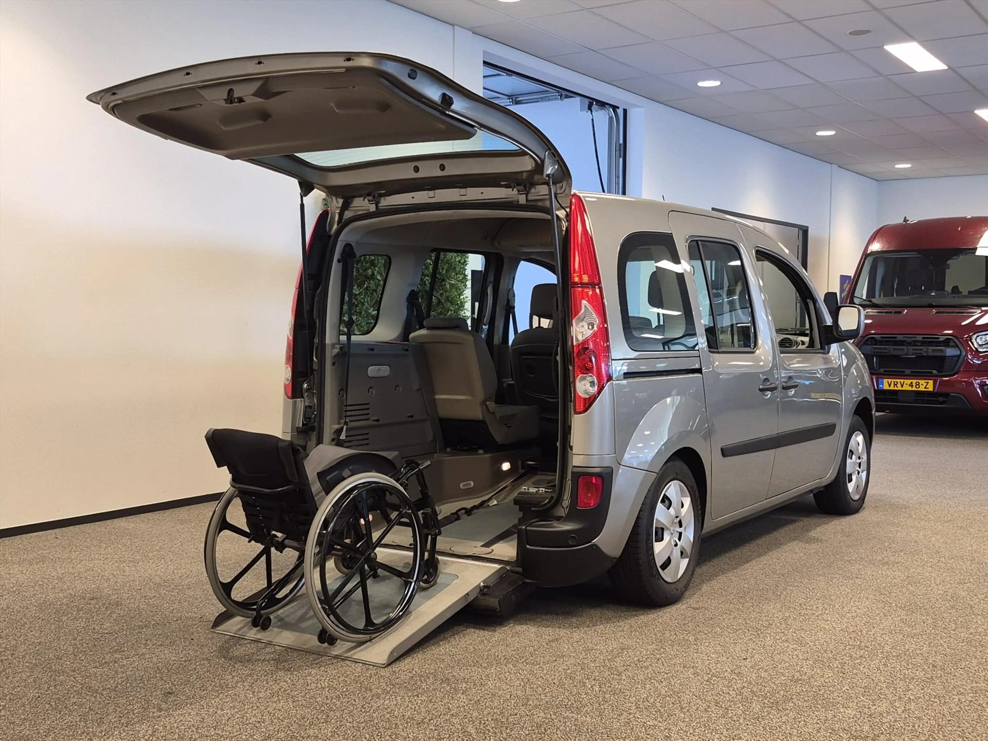 Renault Kangoo Rolstoelauto Automaat 4+1 — photo 8