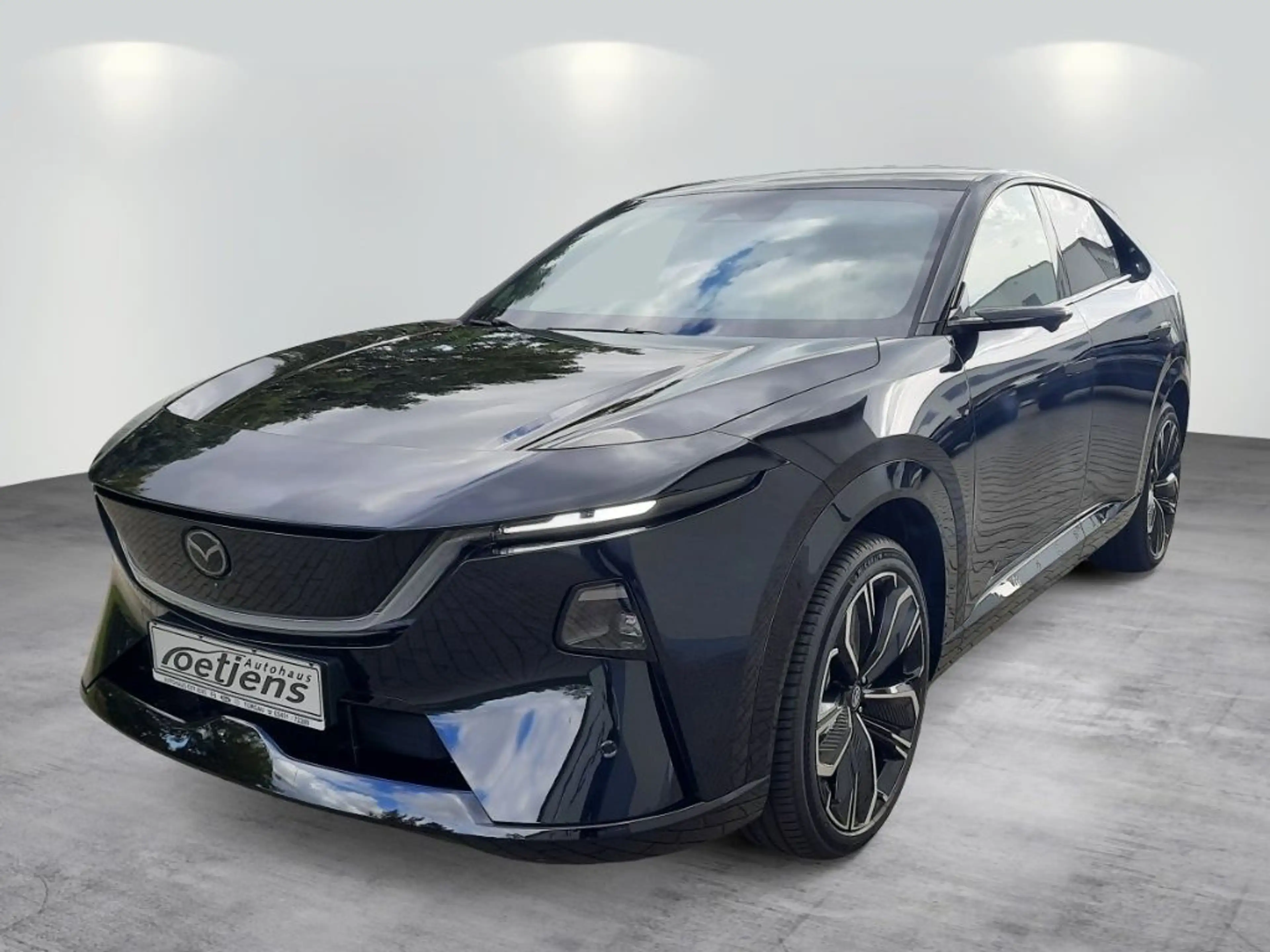 Mazda CX-6e EV 258PS RWD Takumi Plus Takuni — photo 2