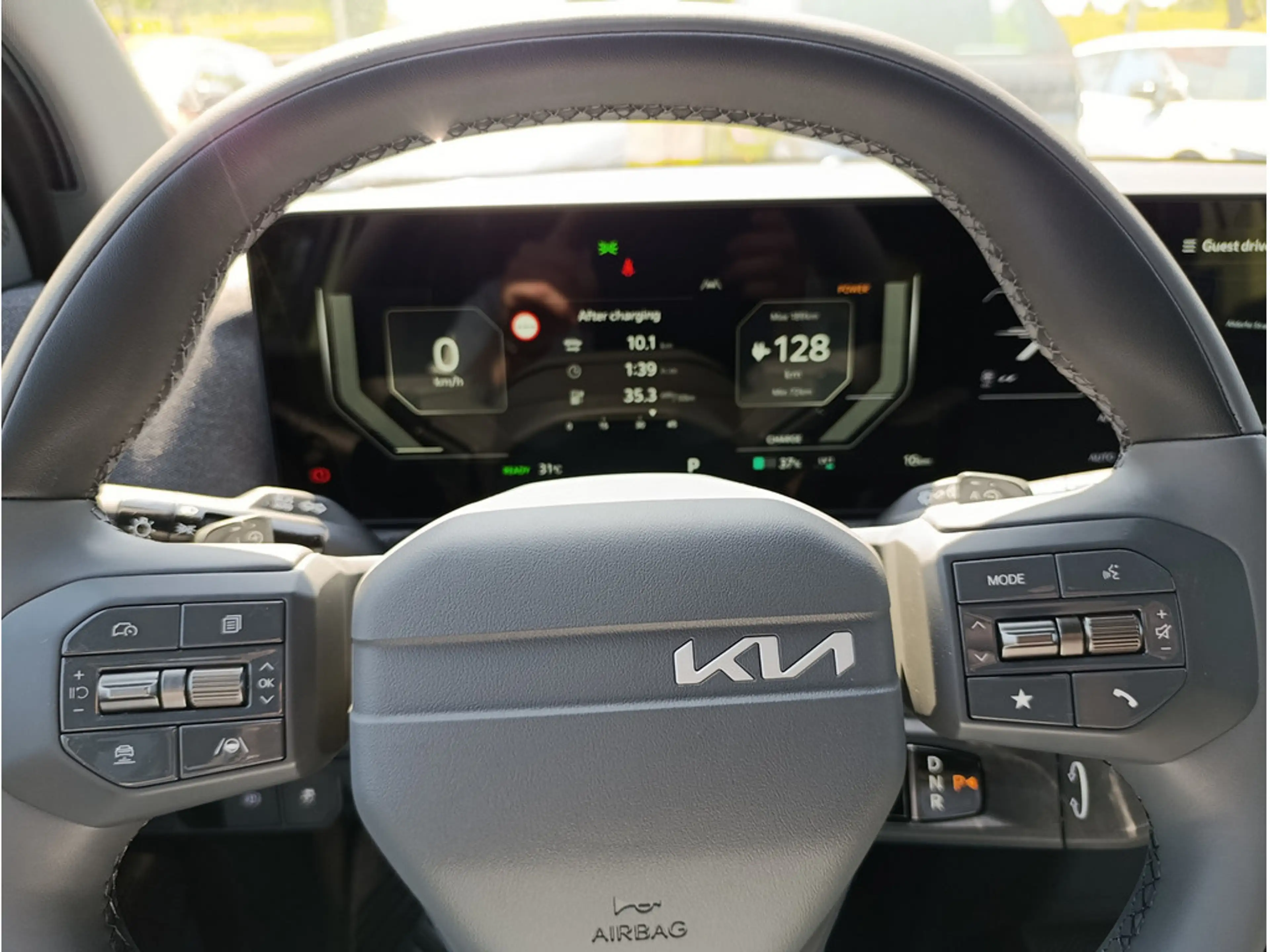 Kia EV2 Black Line 61 kWh 4S Sitz-/ 22kW-AC-/Comfort-/DriveWise-Paket — photo 9