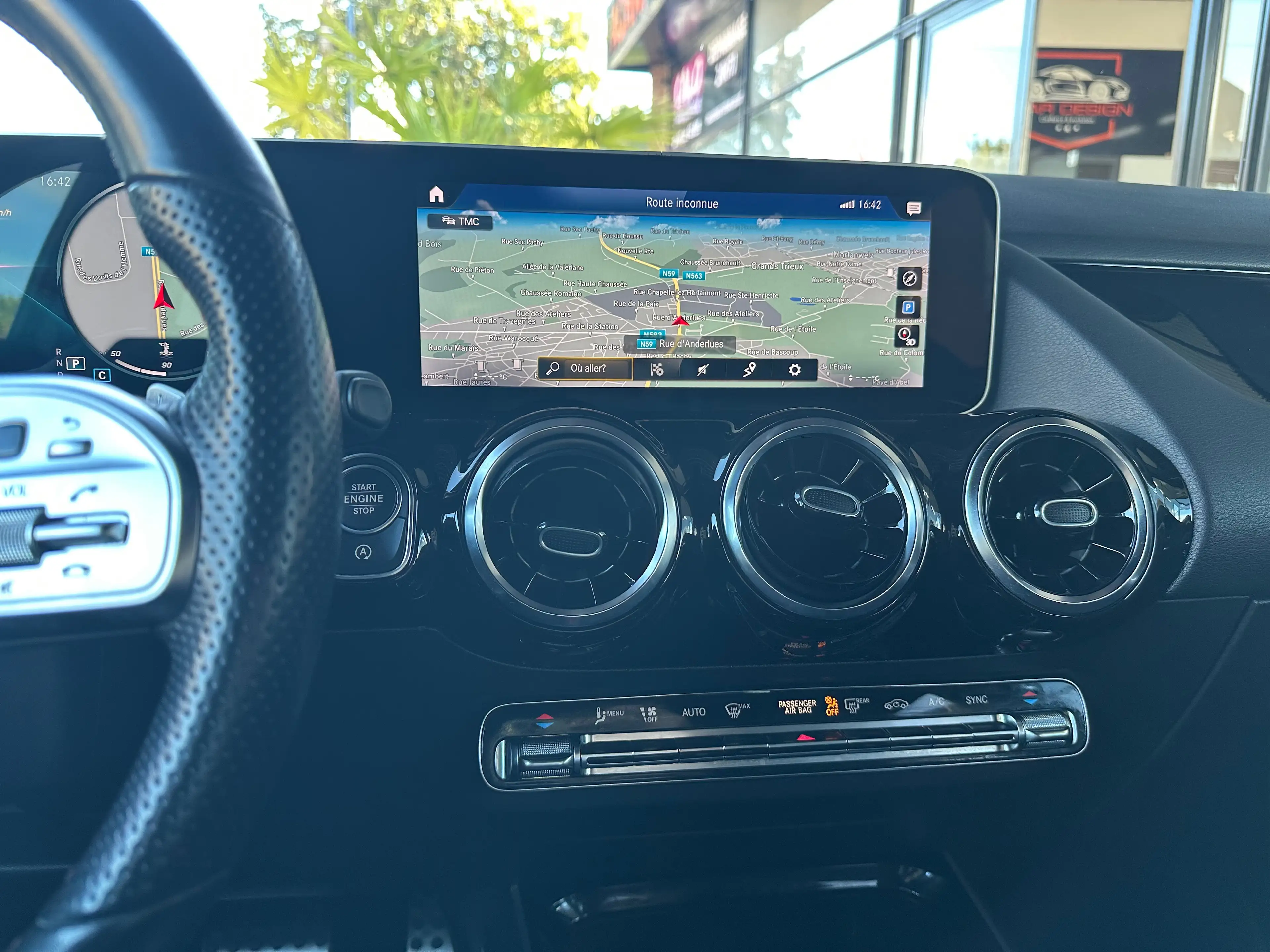 Mercedes-Benz GLA 180 AMG / 2021 / 27.000km / automatique — photo 12