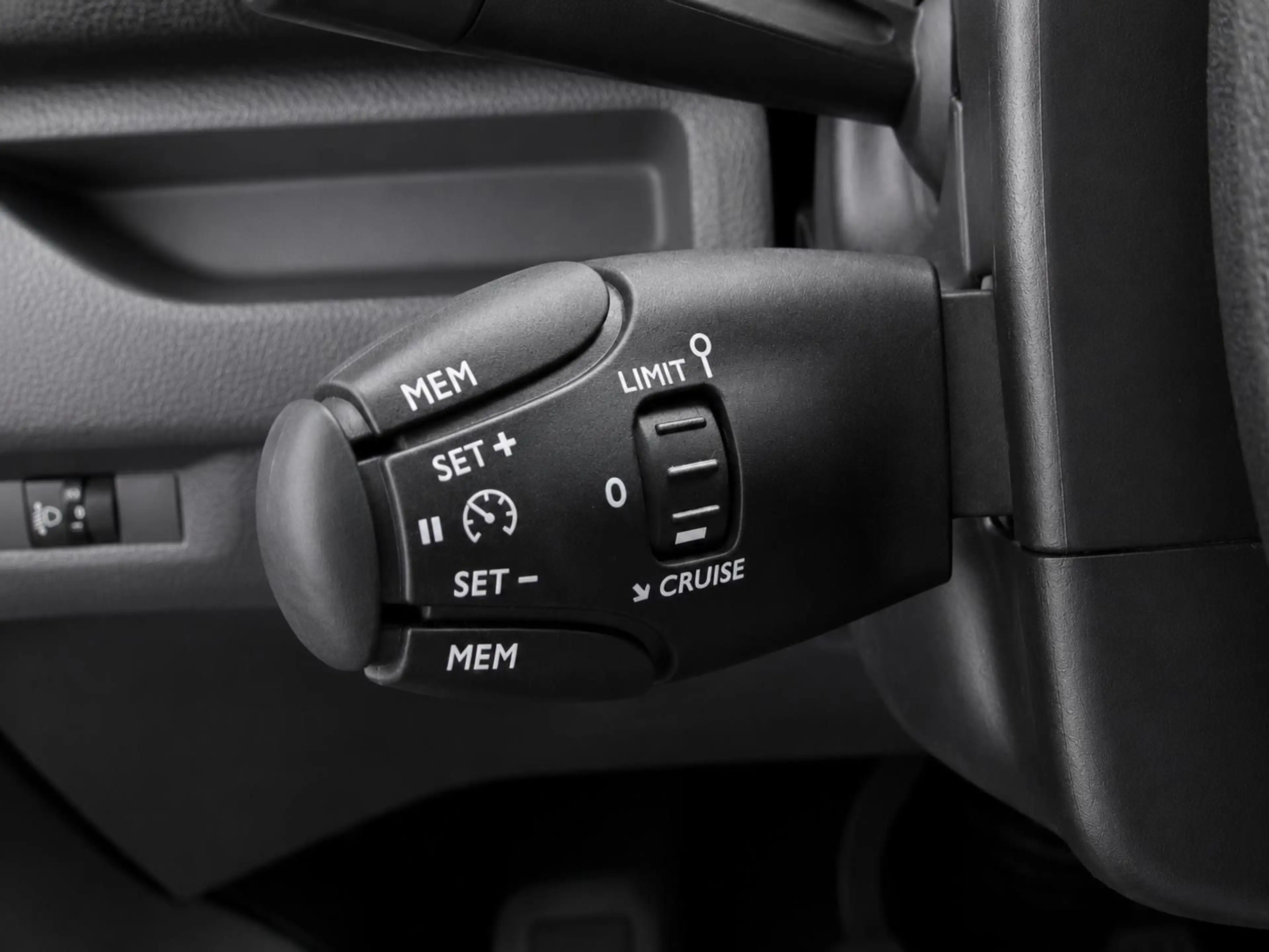 Peugeot Expert Kasten Premium L1 * 1.HAND * NAVI * TEMP — photo 5