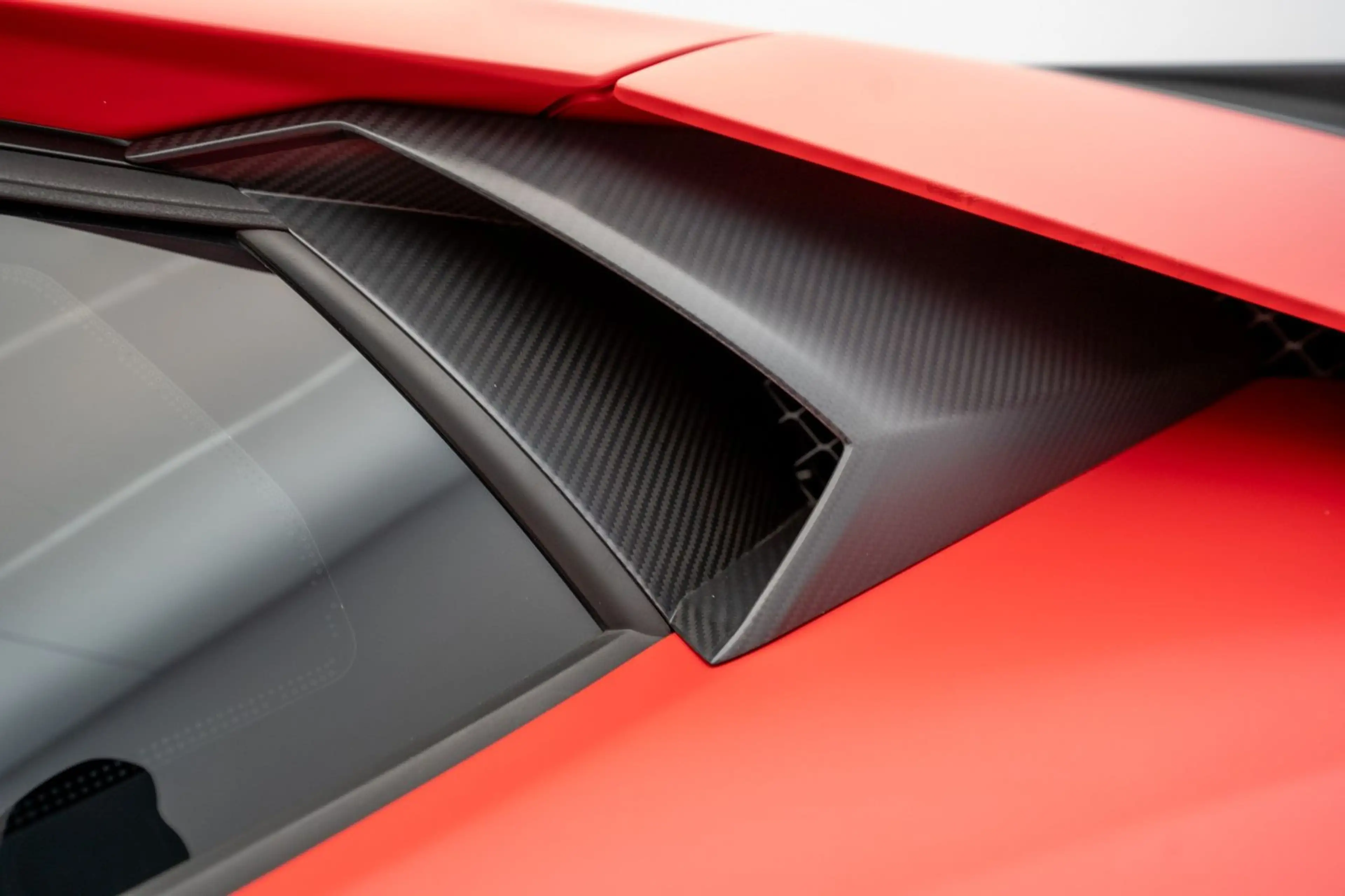 Lamborghini Aventador SVJ Rosso Mimir matt°Liftsystem°Carbon — photo 15