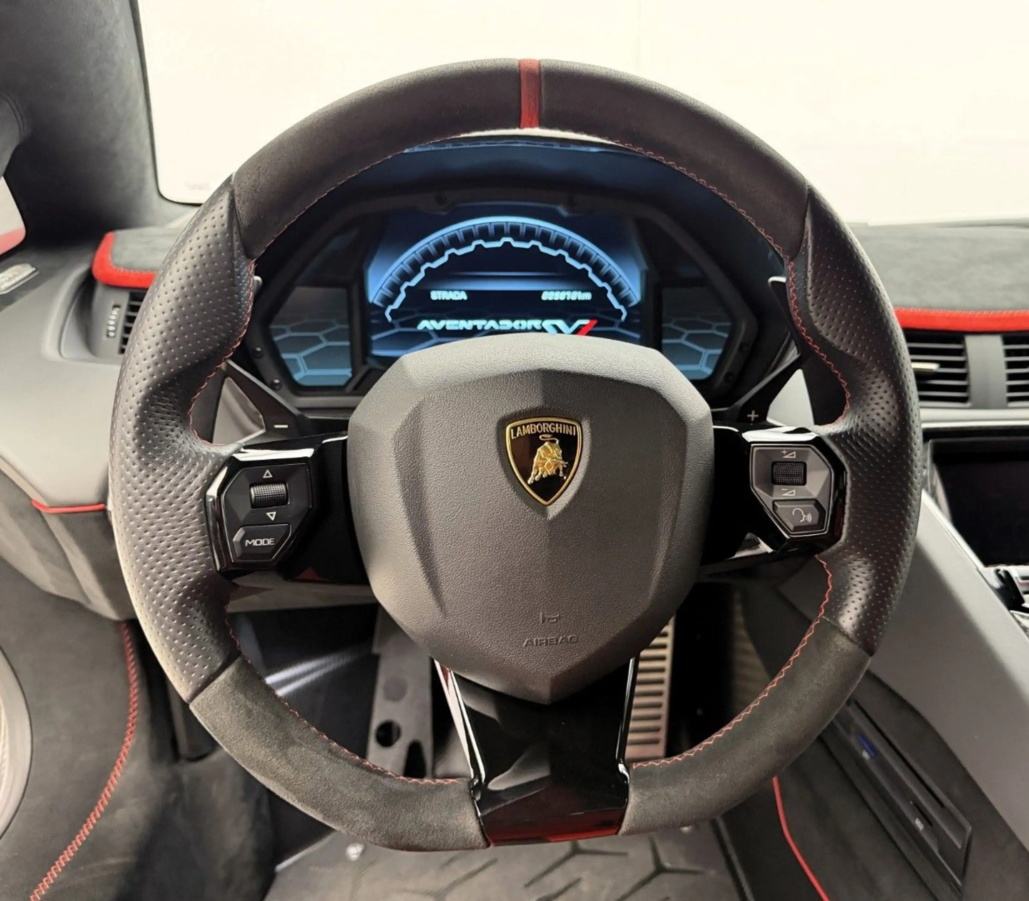 Lamborghini Aventador SVJ Rosso Mimir matt°Liftsystem°Carbon — photo 10