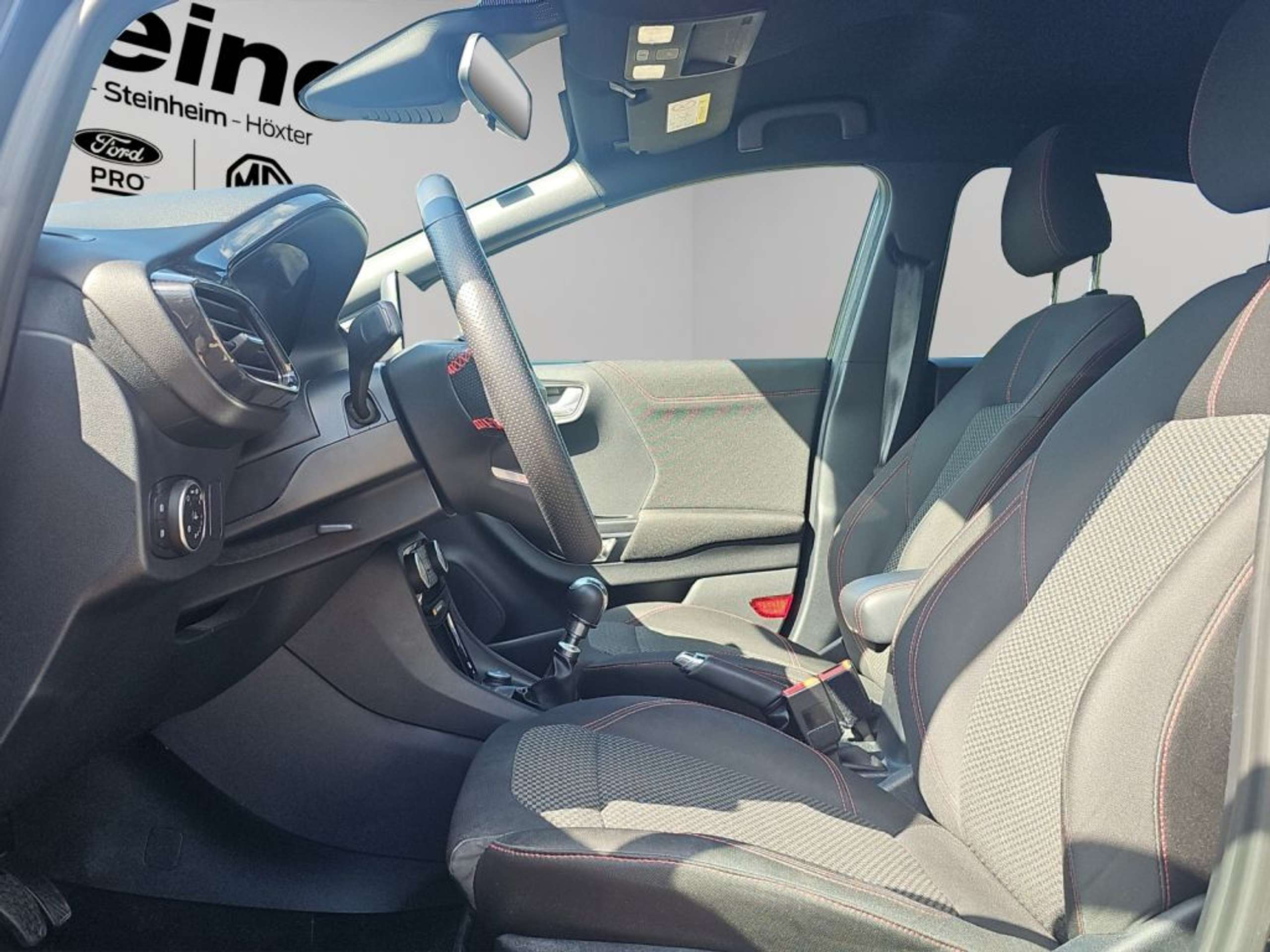 Fahrzeugabbildung Ford Puma ST-LINE 1.0 Ltr. 125 PS *LED*CARPLAY* - mit KI generiert/bearbeitet