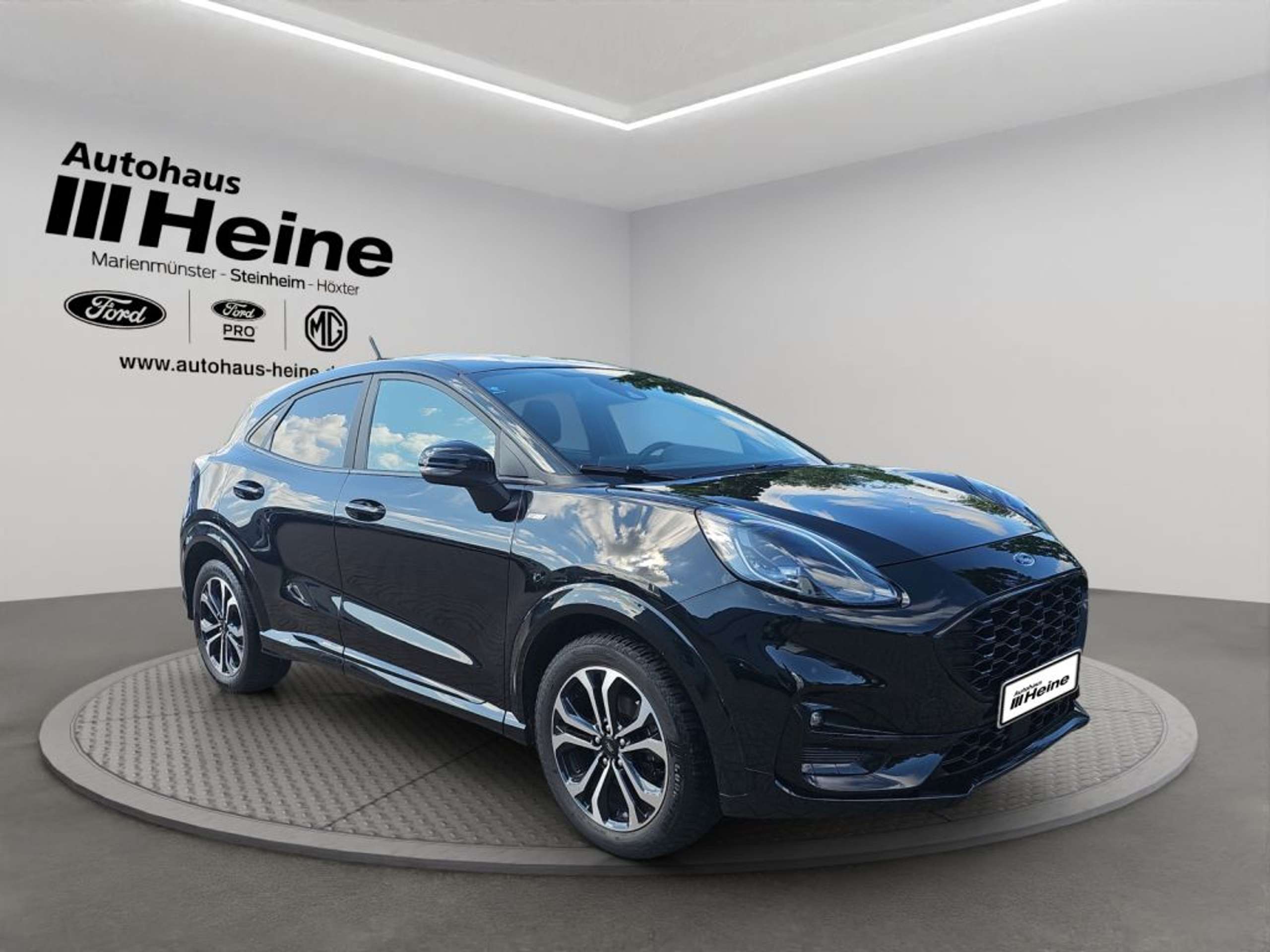 Fahrzeugabbildung Ford Puma ST-LINE 1.0 Ltr. 125 PS *LED*CARPLAY* - mit KI generiert/bearbeitet
