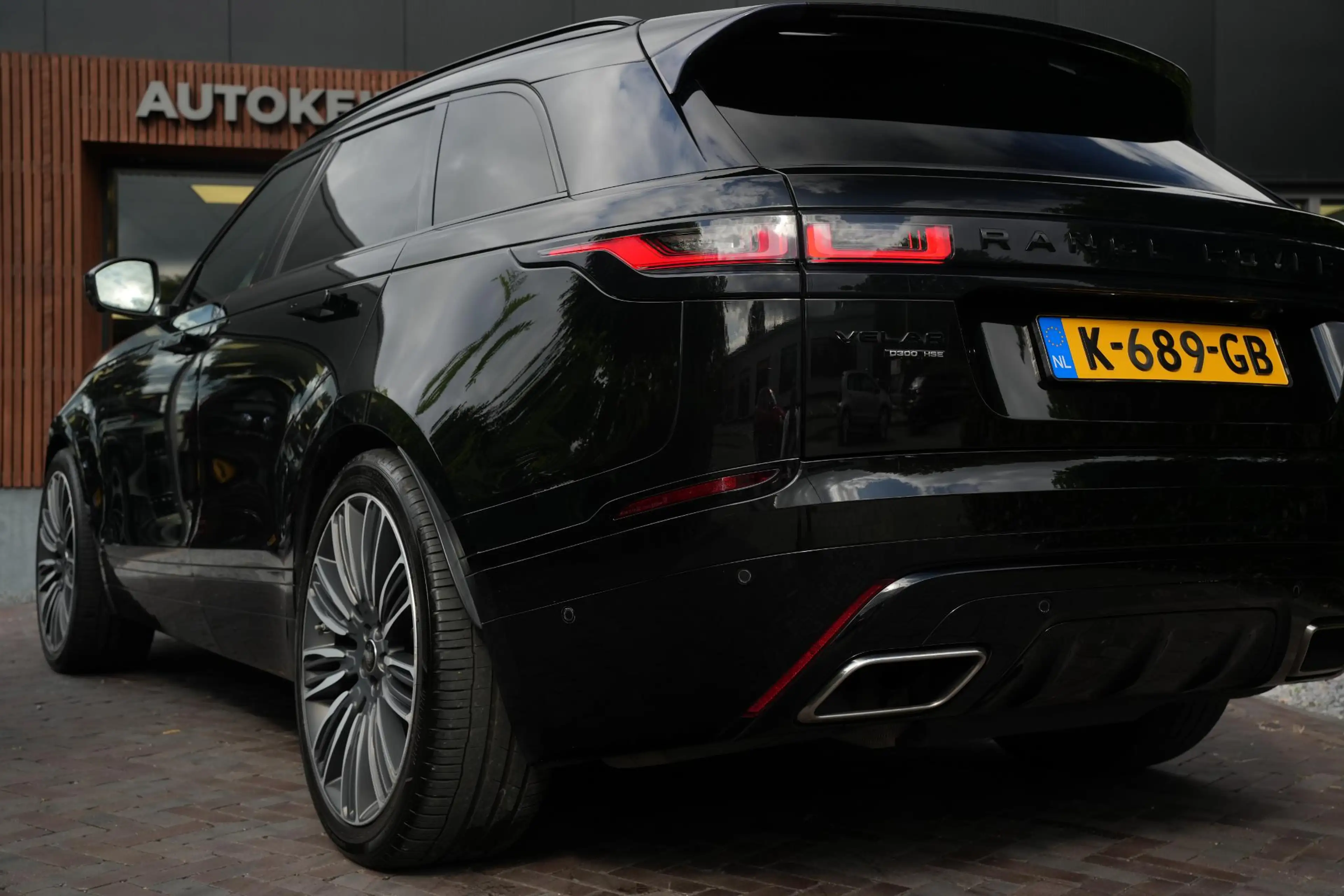 Land Rover Range Rover Velar 3.0 D300 AWD R-Dynamic HSE BTW Panoramadak Adapt. — photo 42