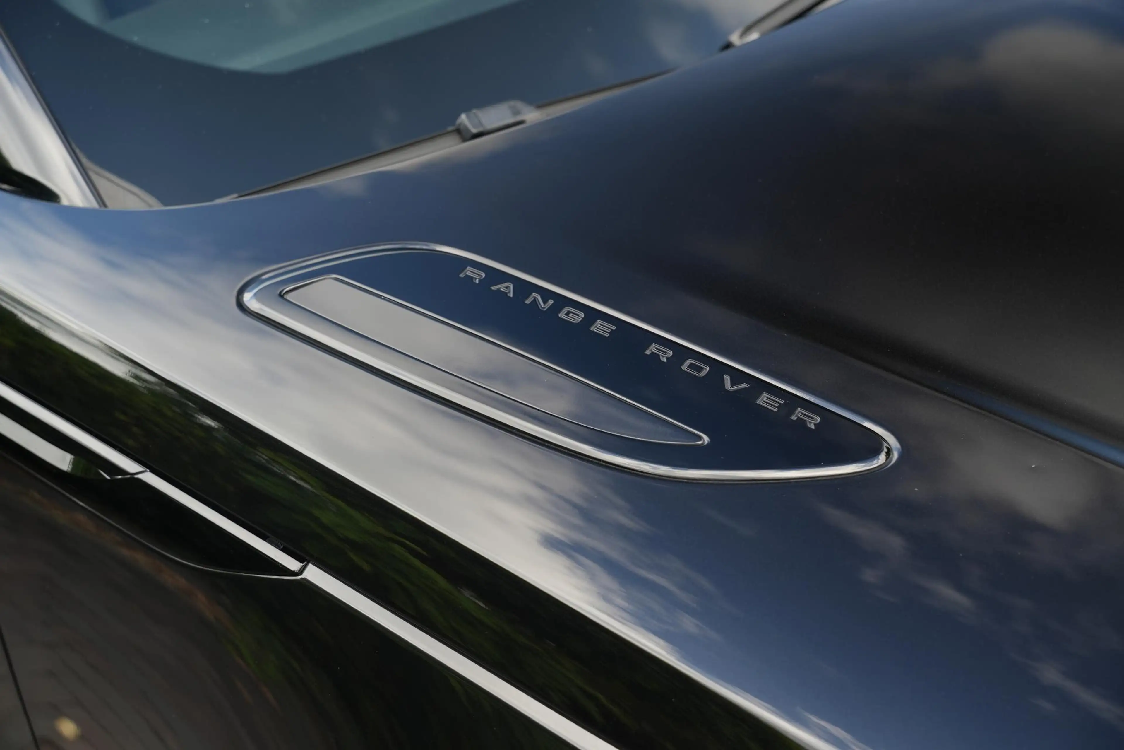 Land Rover Range Rover Velar 3.0 D300 AWD R-Dynamic HSE BTW Panoramadak Adapt. — photo 50