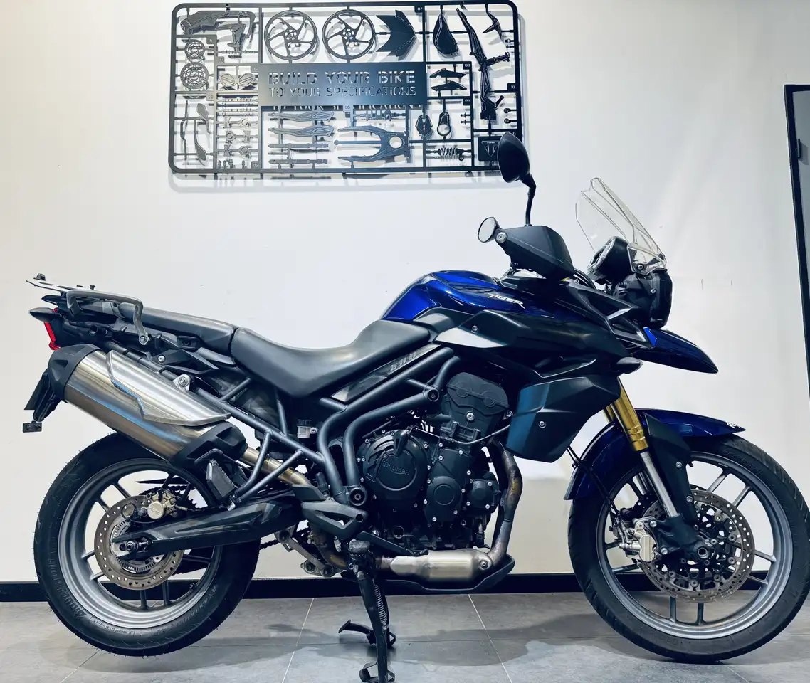 Triumph Tiger 800