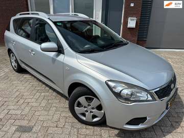 1.4 CVVT X-tra / Navi / Airco / NAP / Carplay