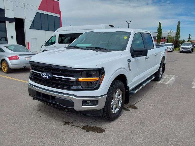2025 Ford F-150 XLT 4WD SuperCrew 6.5' Box, 3.5L EcoBoost, FX4 Off