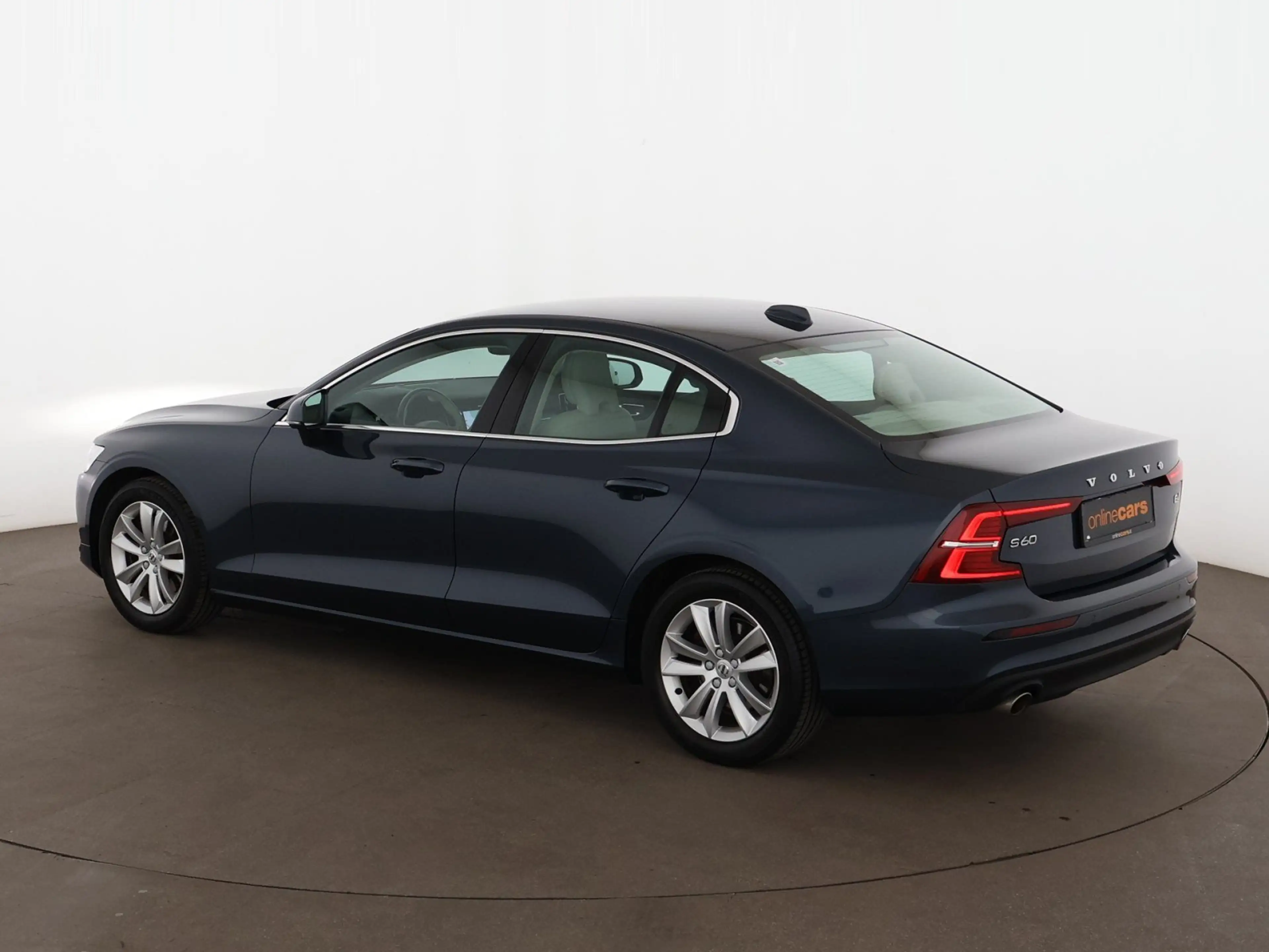 Volvo S60 2.0 B4 Momentum Pro Aut LED RADAR LEDER NAVI — photo 7