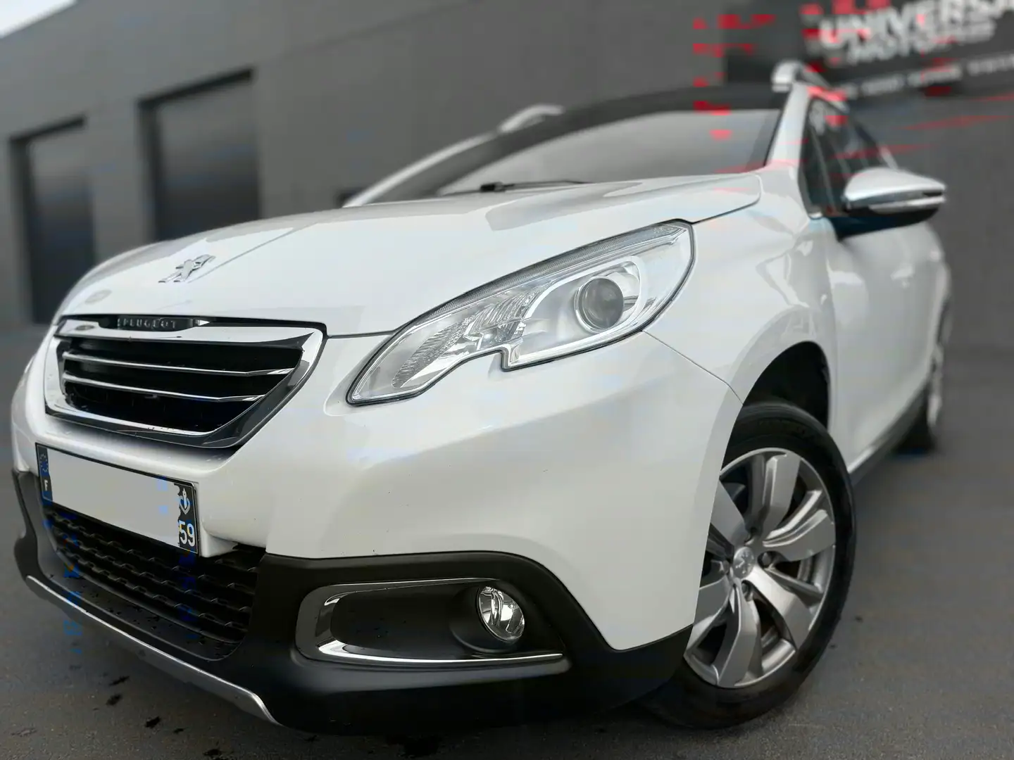 Peugeot 2008 1.6 e-HDi 115Ch Allure-70 000 Kms -1erM -GPS-TO Weiß - 1