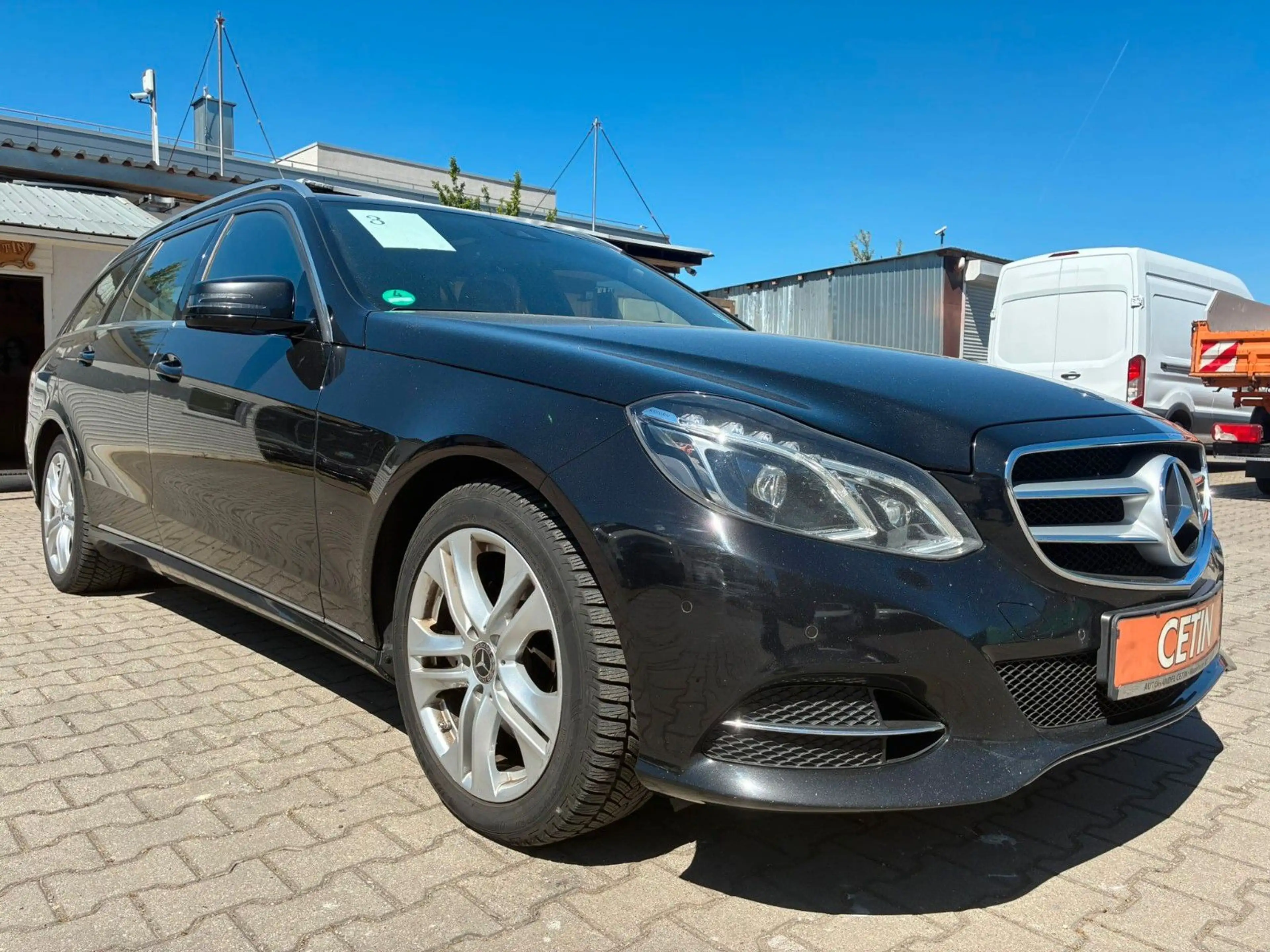 Mercedes-Benz E 250 E T-Modell E 250 CDI BlueEfficiency