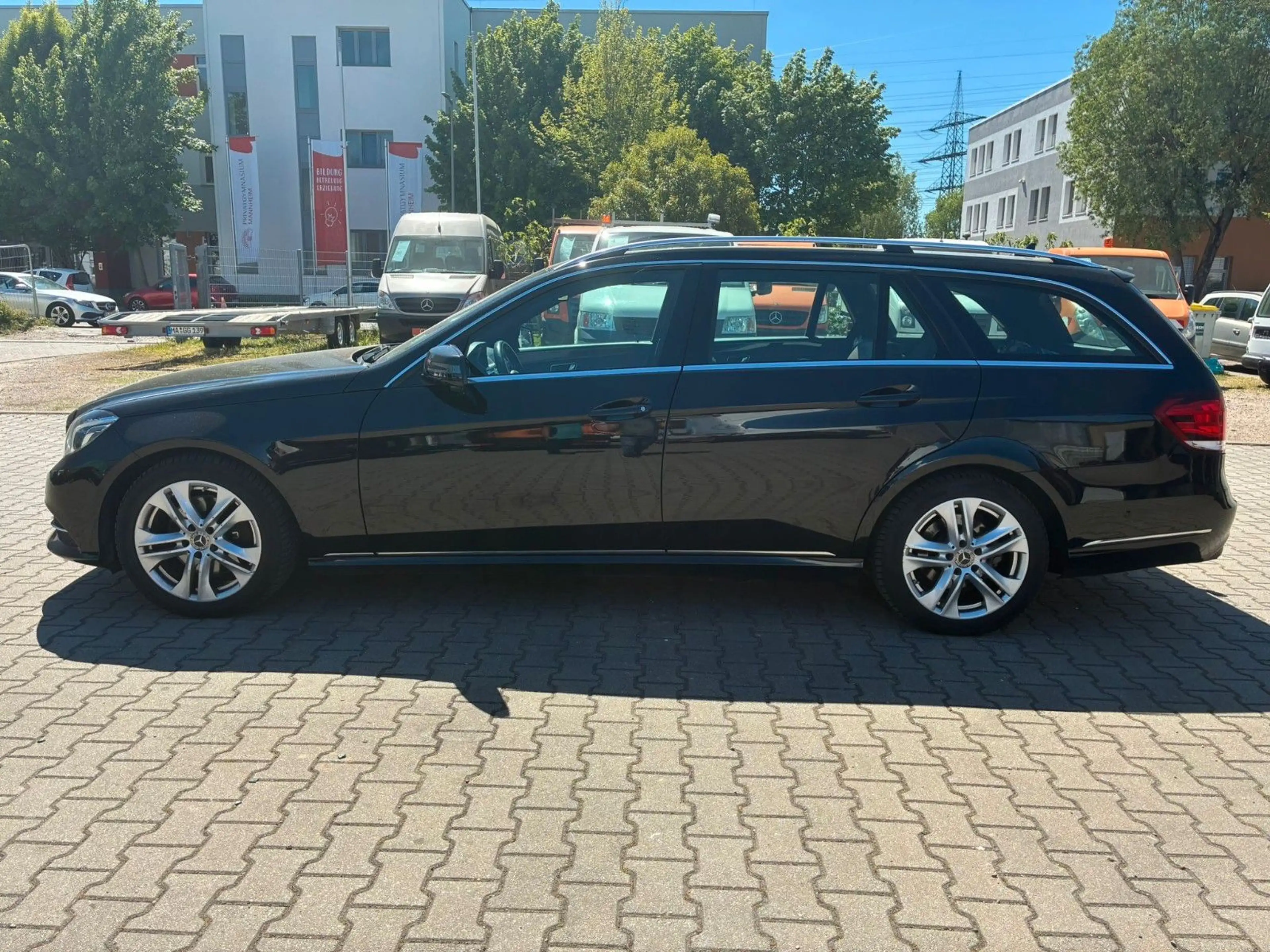 Mercedes-Benz E 250 E T-Modell E 250 CDI BlueEfficiency — photo 6