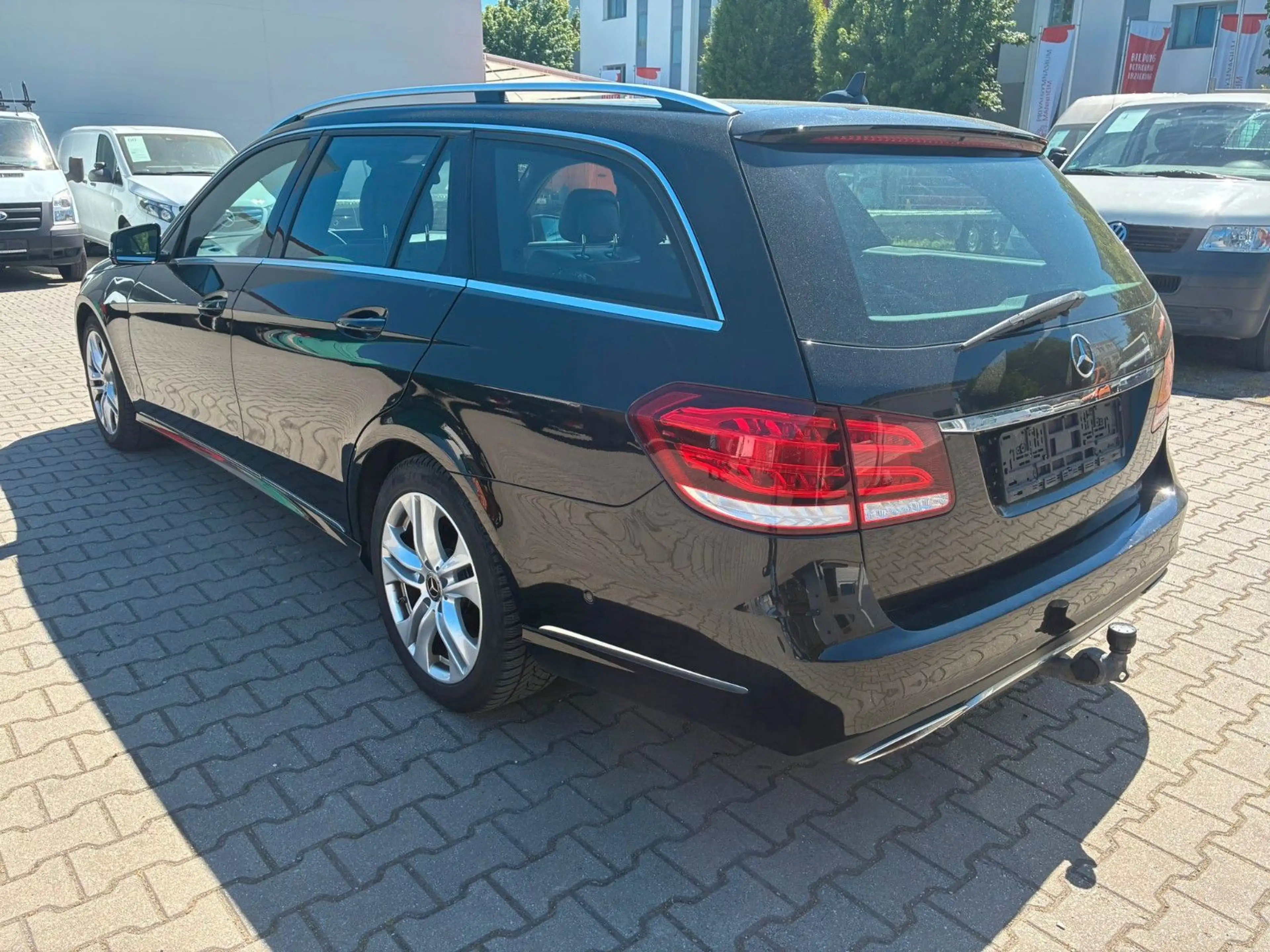 Mercedes-Benz E 250 E T-Modell E 250 CDI BlueEfficiency — photo 12