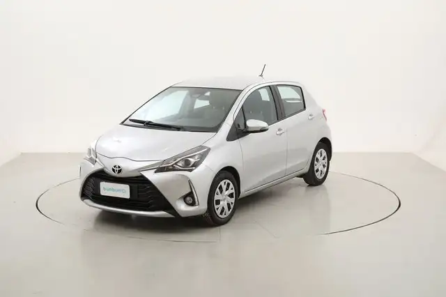 Toyota Yaris Business 1.0 Benzina 72CV