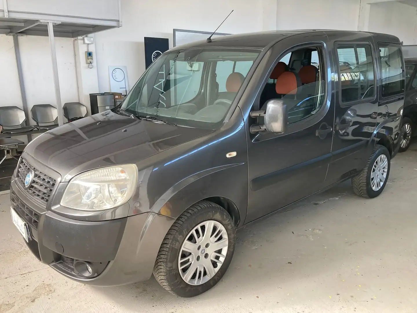 Fiat Doblo 1.3 mjt 16v Dynamic KIT DISTRIB/FRIZIONE NUOVI Grigio - 1