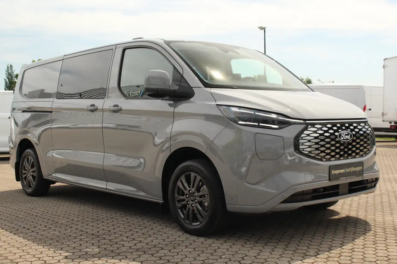 Ford Transit Custom 2026