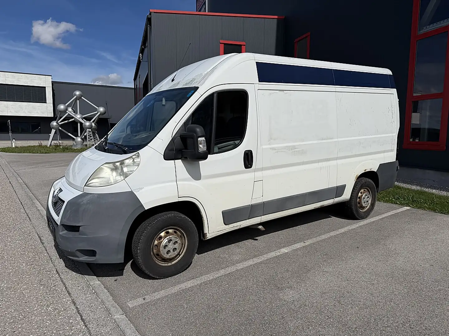 Peugeot Boxer 3000 L2H2 2,2 HDi 120 Weiß - 1
