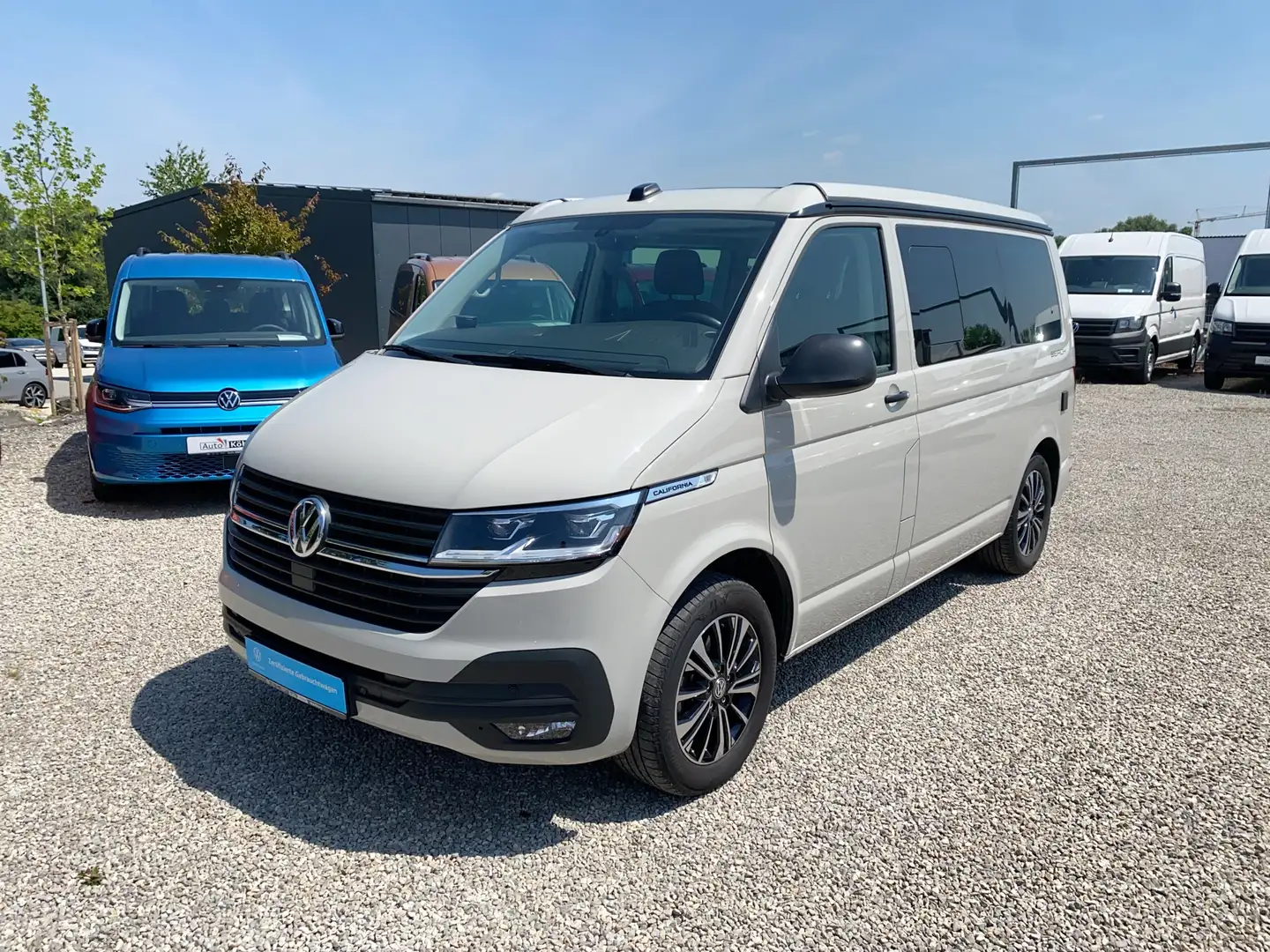 Volkswagen T6.1 California Beach TDi DSG Minieinbauküche Gris - 2