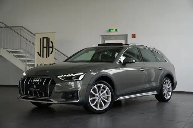 Audi A4 allroad quattro 45 TFSI *AUT*NAV*LED*PANO*