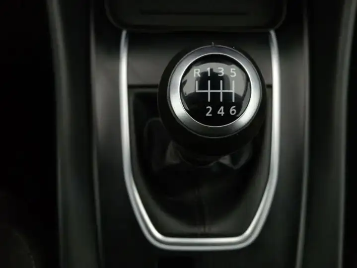 Nissan Qashqai 2022, foto 15