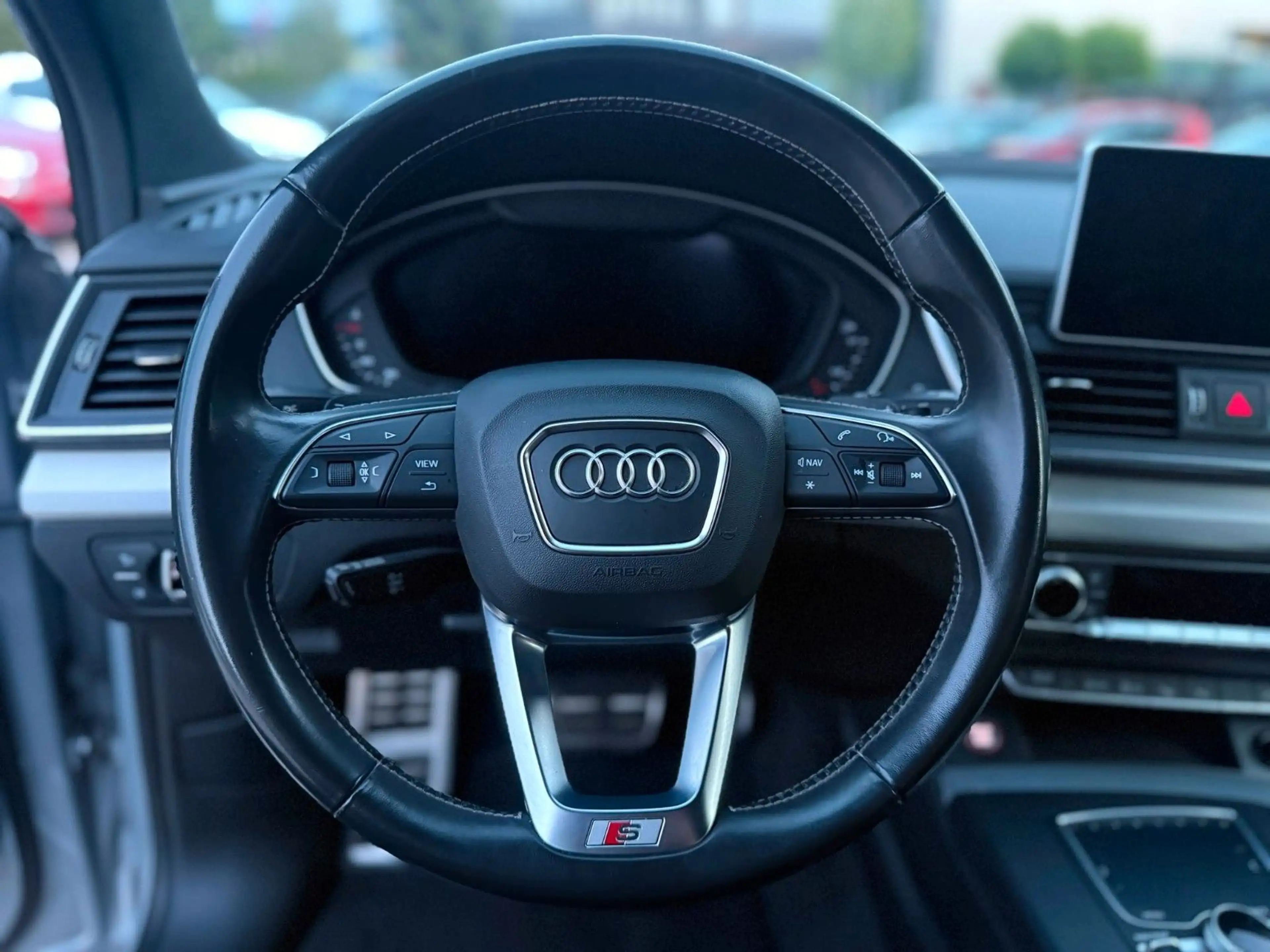 Audi SQ5 3.0 TFSI quattro, wenig KM — photo 13