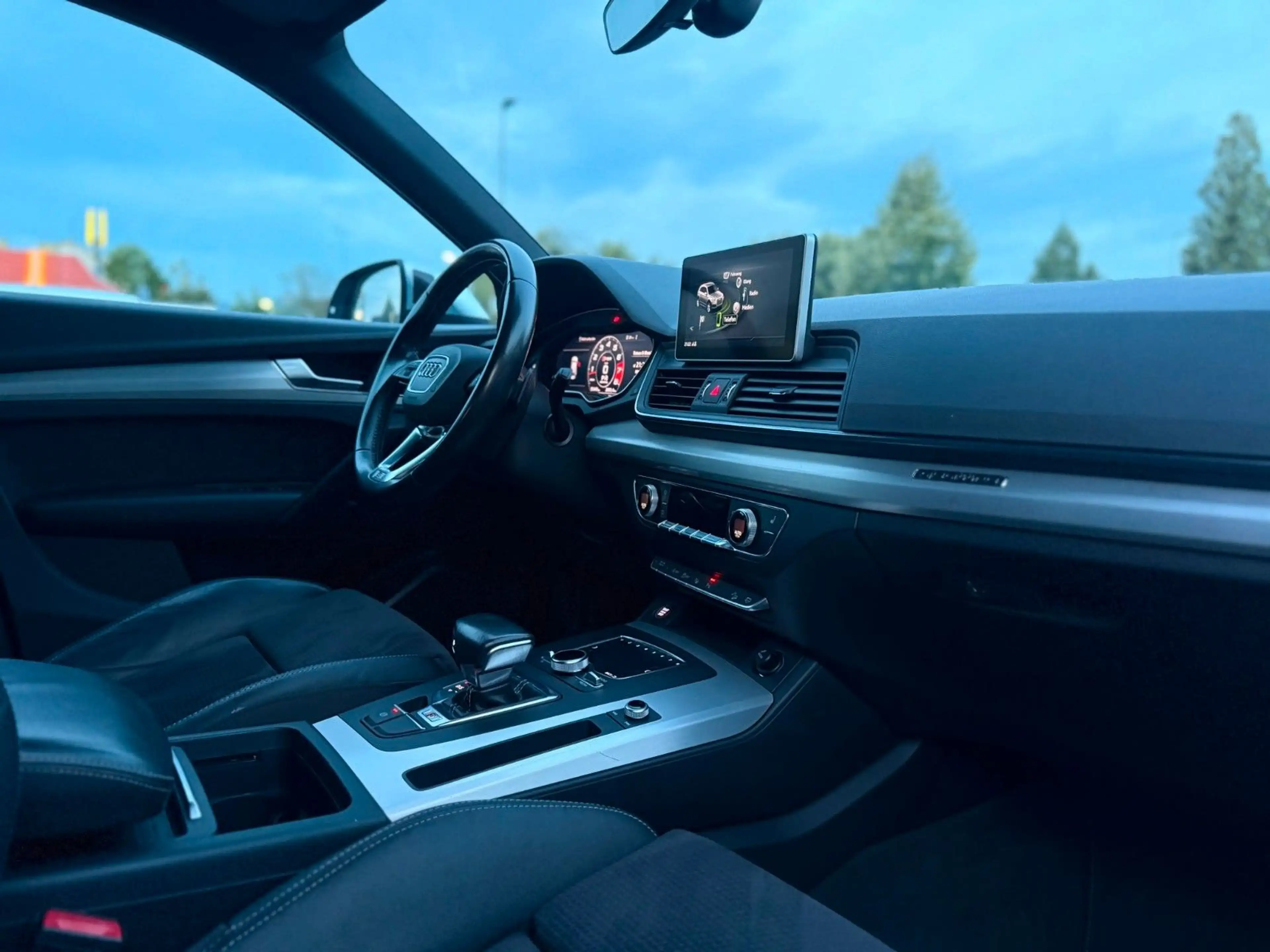 Audi SQ5 3.0 TFSI quattro, wenig KM — photo 8