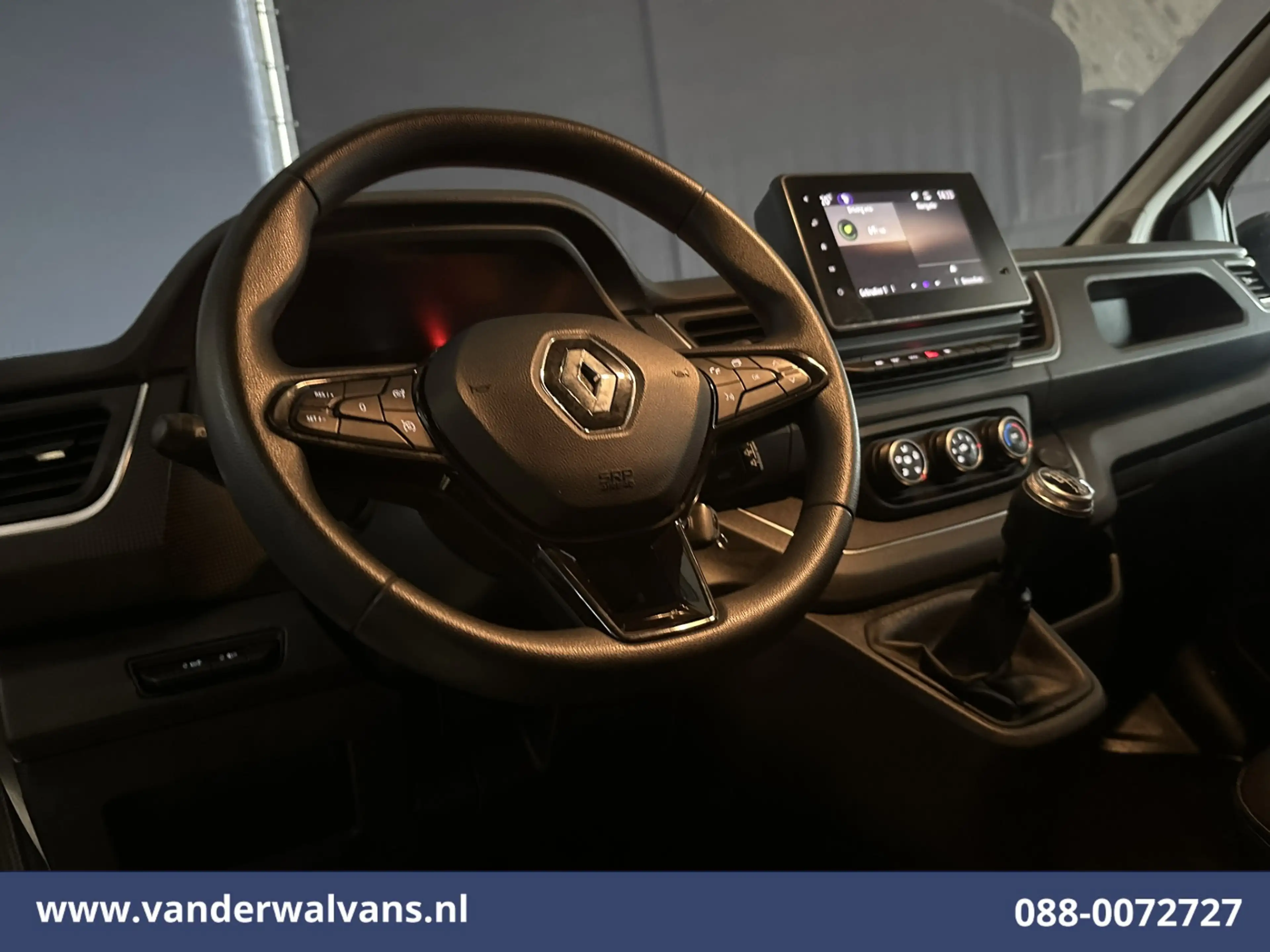 Renault Trafic 2.0 dCi 131pk L2H1 Euro6 Airco | Camera | LED | Na — photo 17