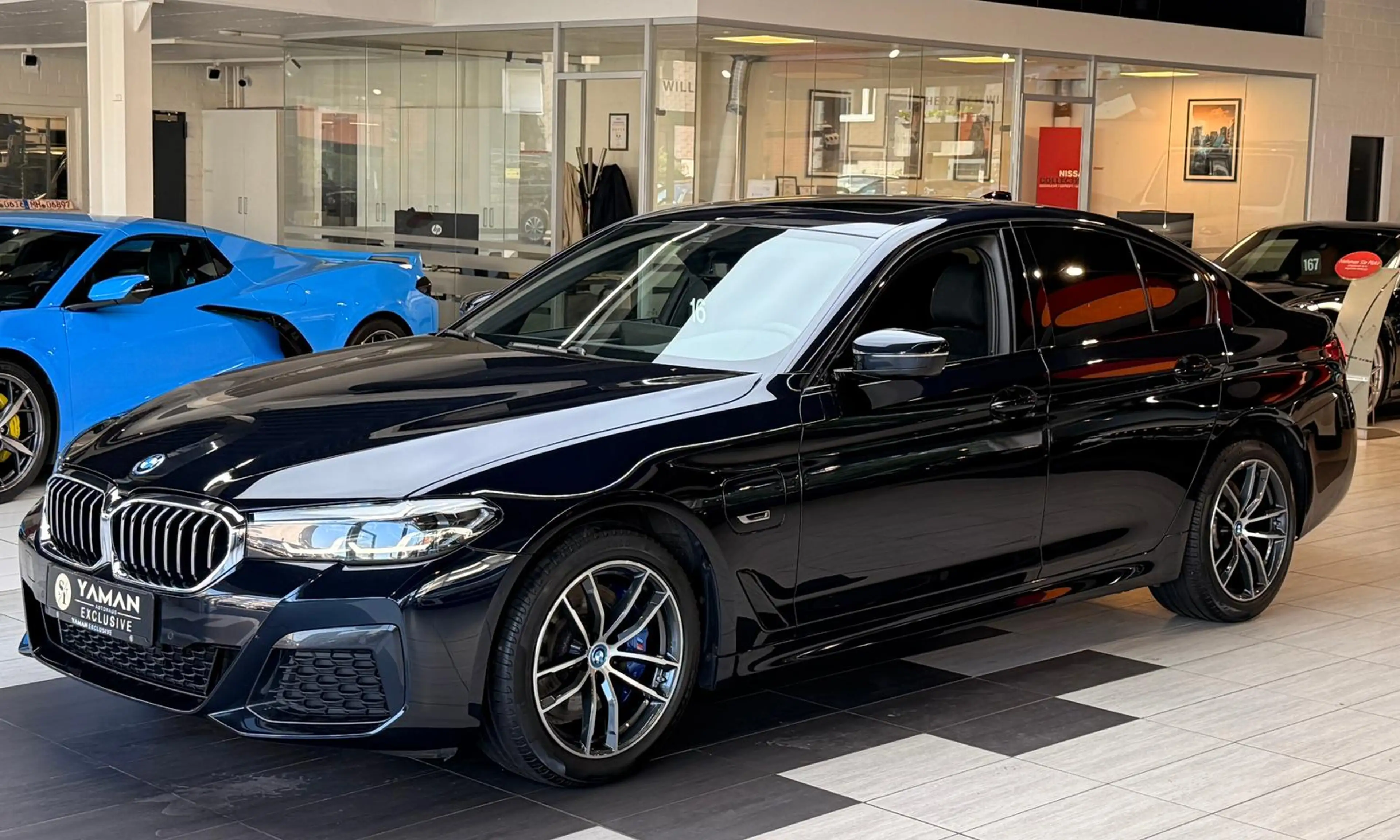 BMW 530 e M Sport Schiebedach*LED*DAB*SitzH.*CarPlay — photo 3