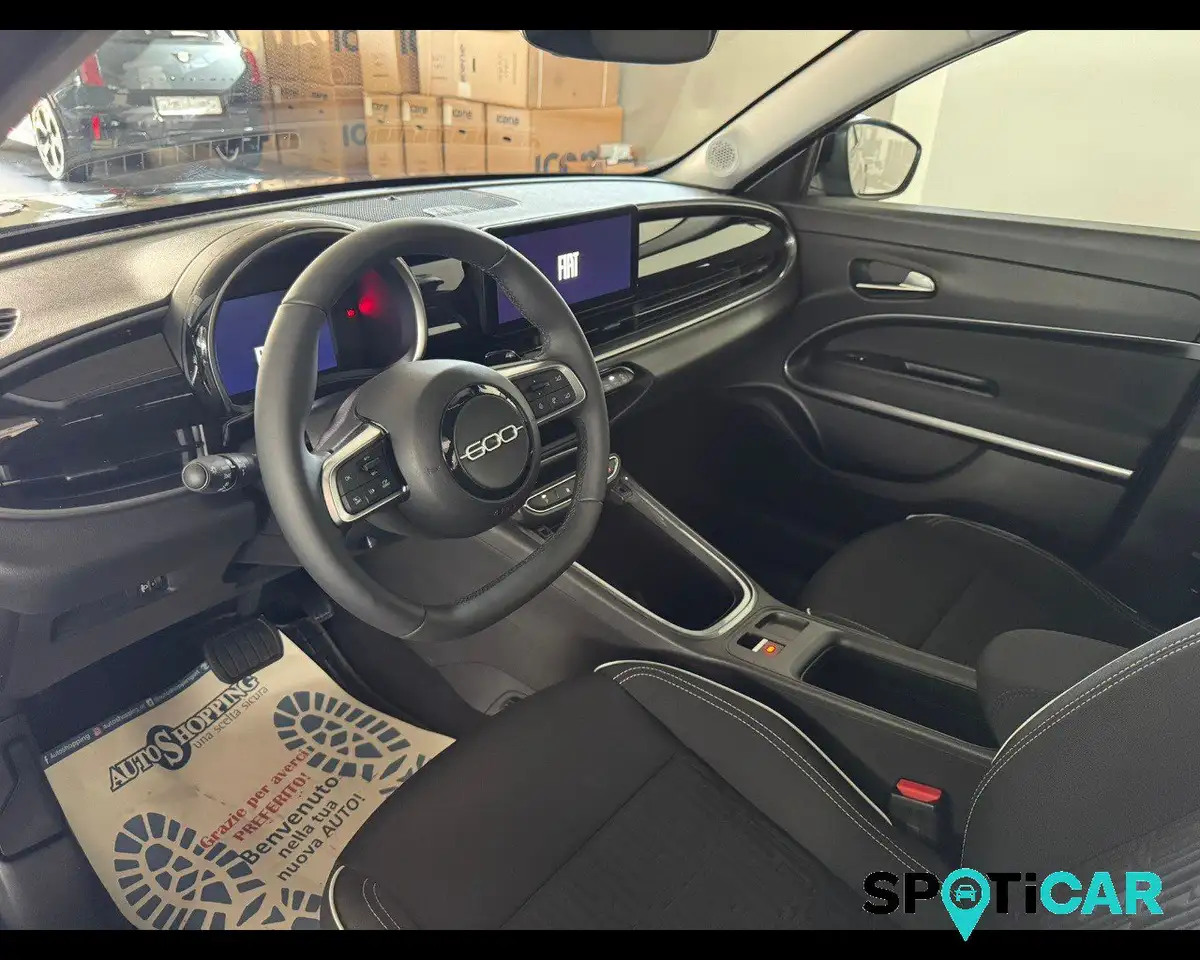 Fiat 600 (2023-->) Hybrid 145 CV DCT MHEV 6